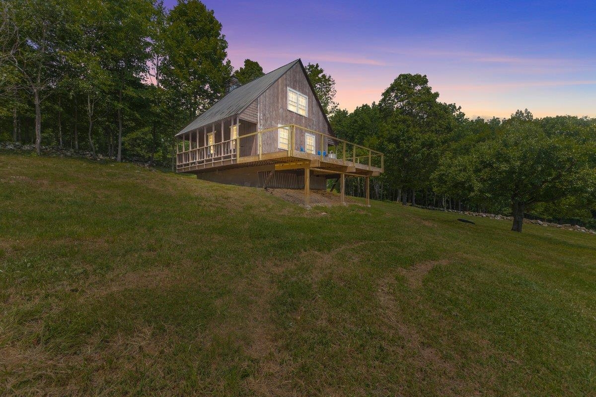 3235 Braintree Hill Road Property Photo 1
