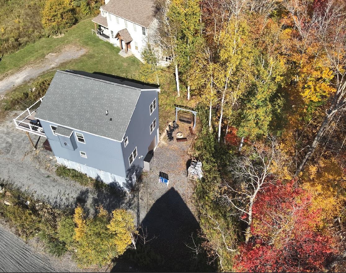 12 Encore Place Property Photo 4