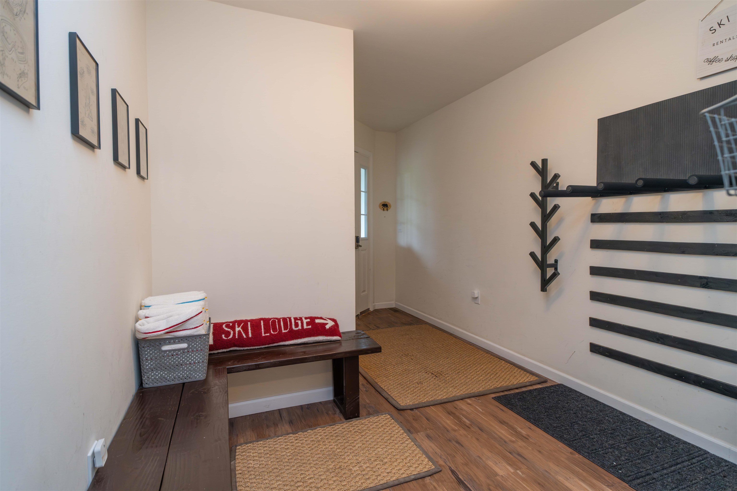 12 Encore Place Property Photo 5