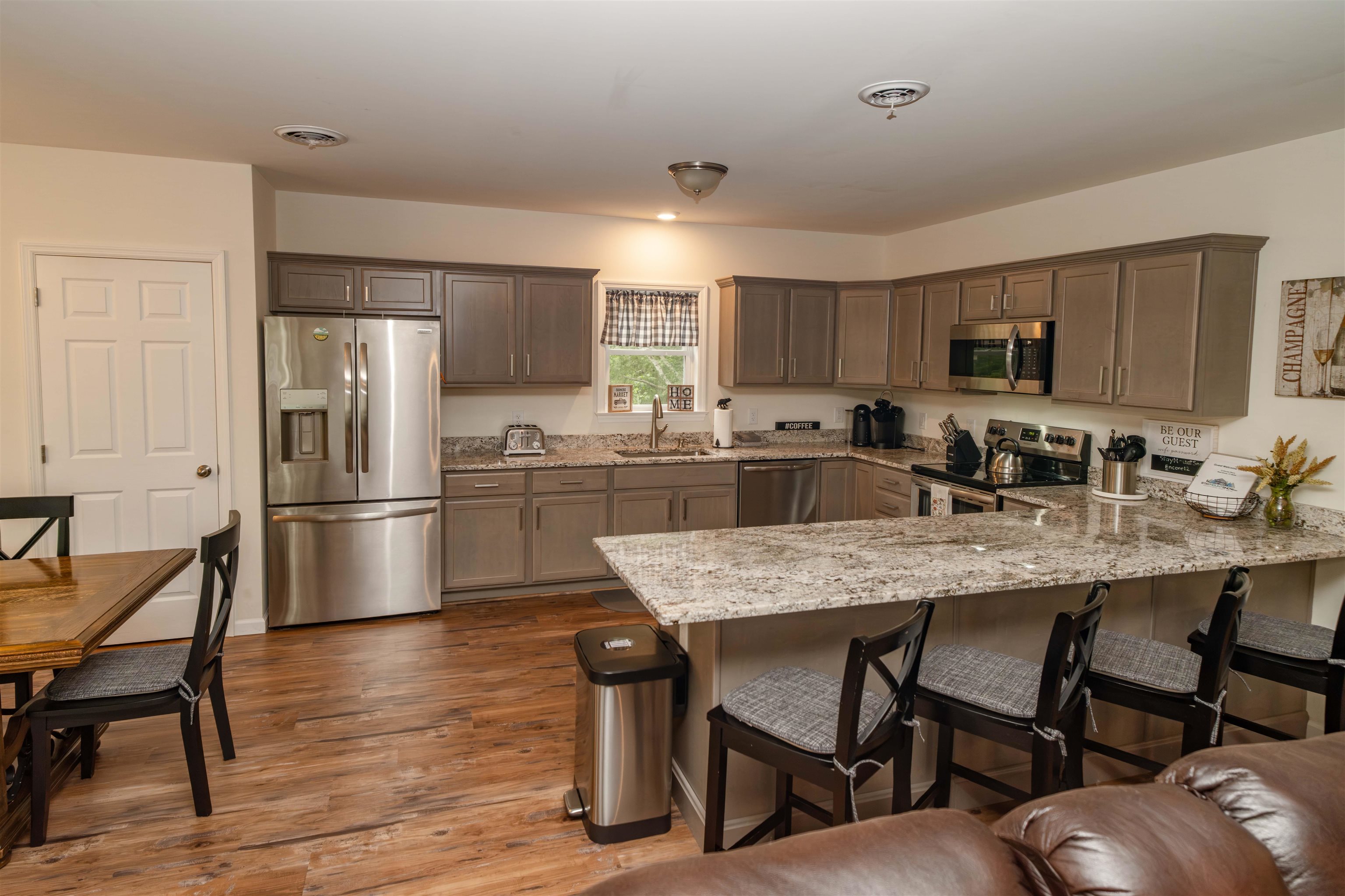 12 Encore Place Property Photo 10