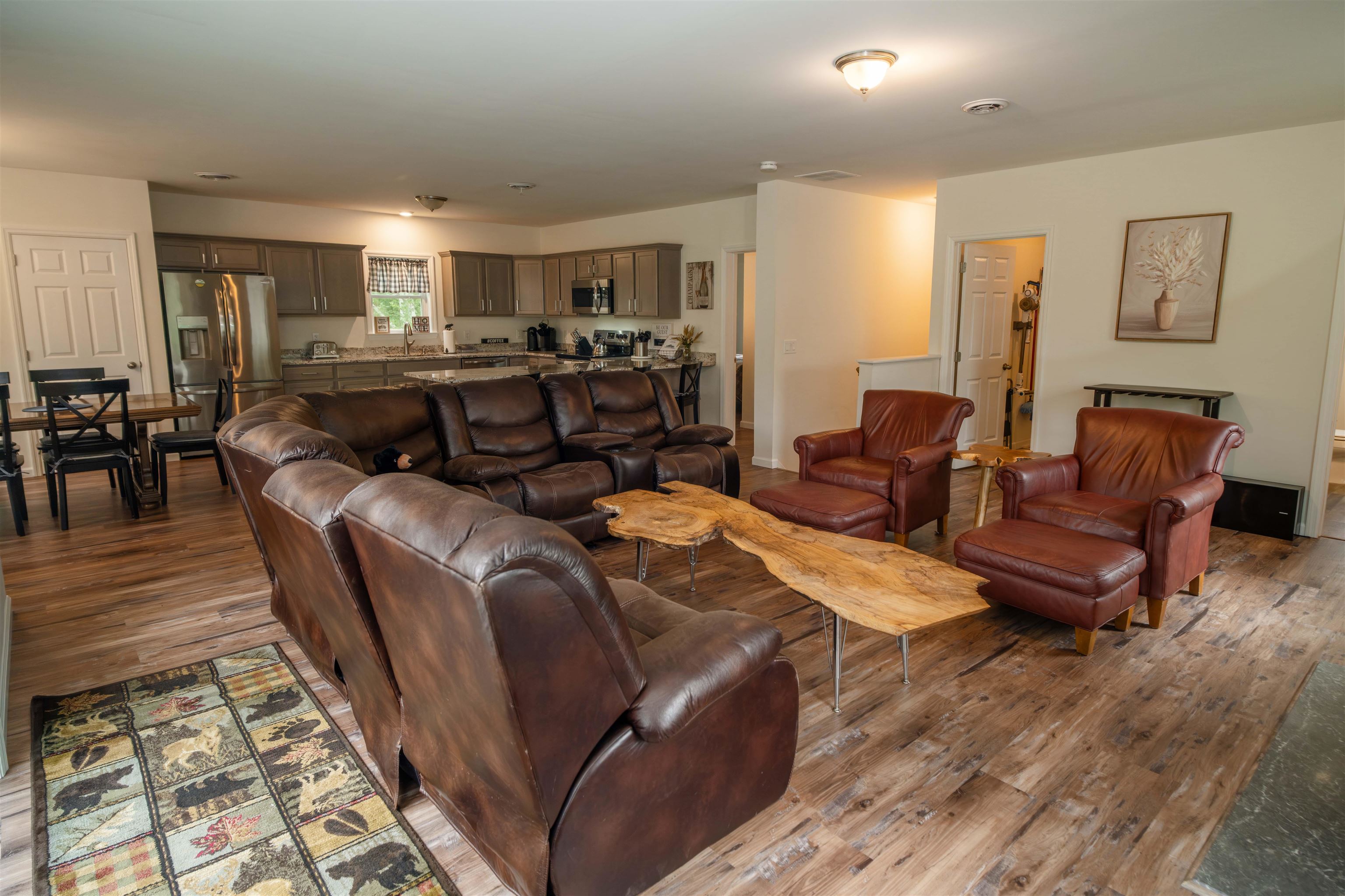 12 Encore Place Property Photo 27