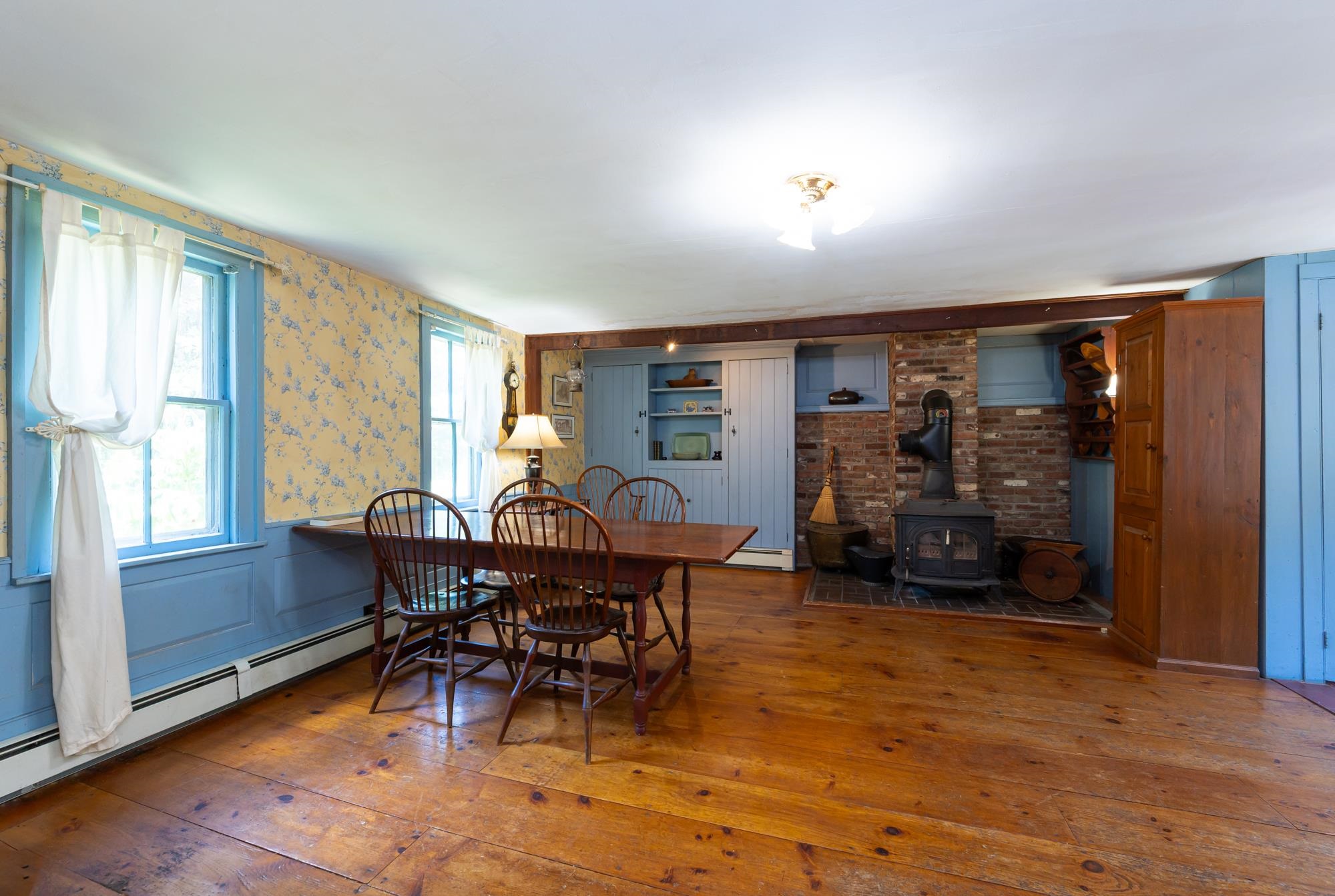 41 Church Street Property Photo 8