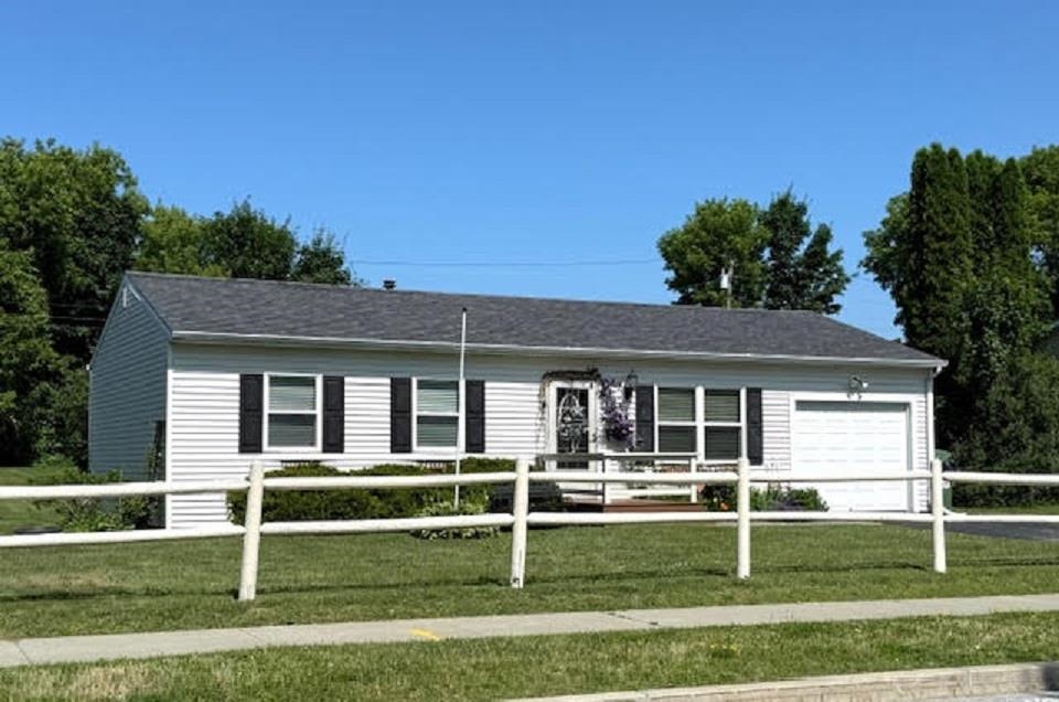 4 Finn Avenue Property Photo 1