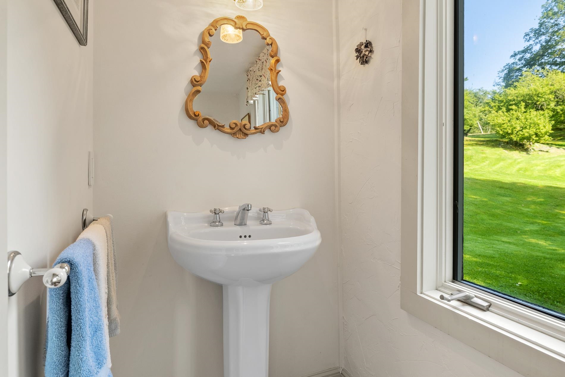 1279 Old Bridgewater Hill Road Property Photo 38