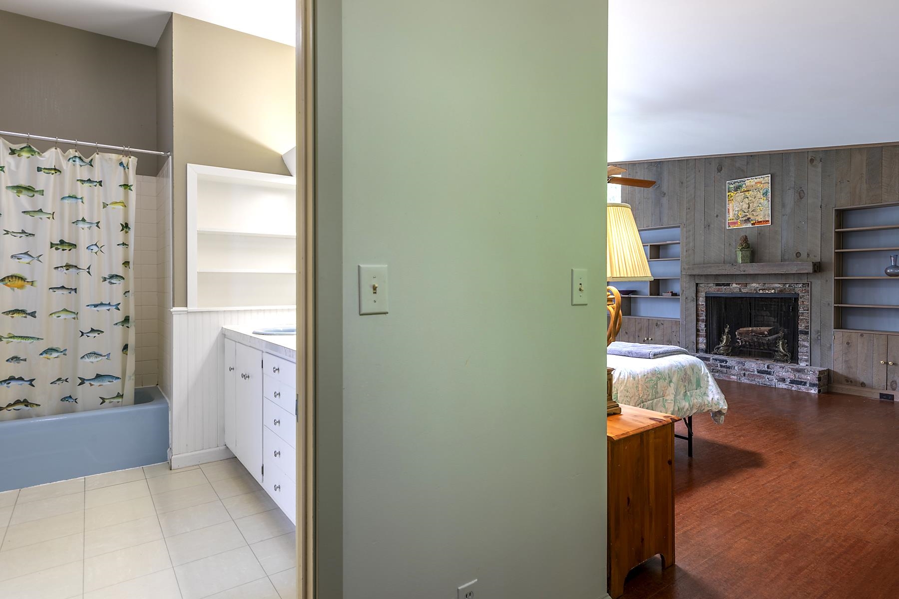 2588 Vermont Route 11 Property Photo 24