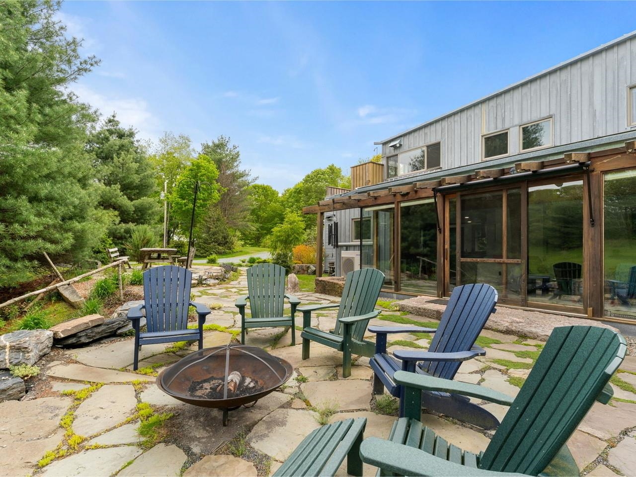 2427 Monument Hill Road Property Photo 3