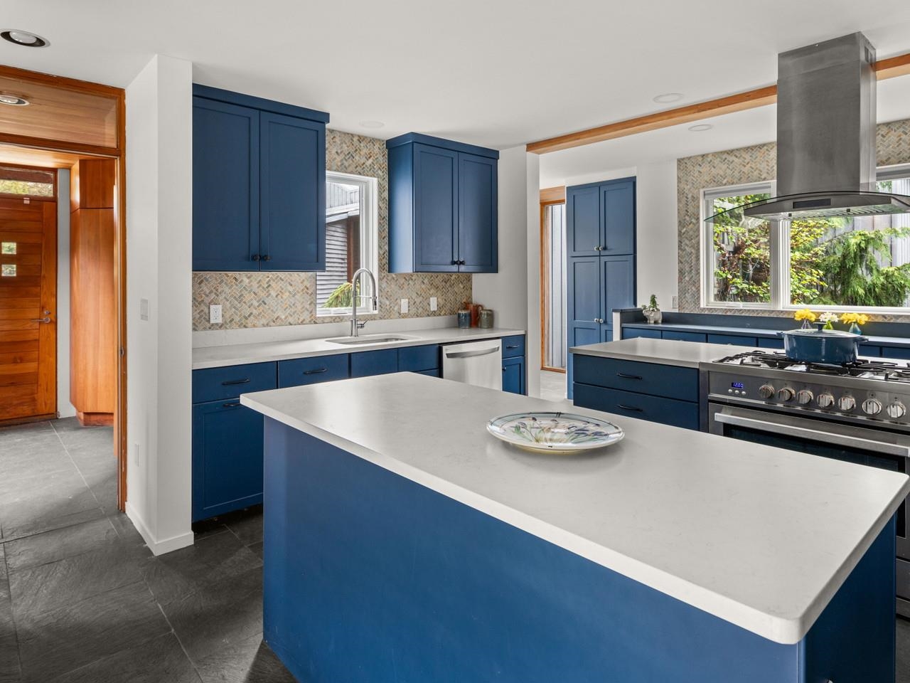 2427 Monument Hill Road Property Photo 6