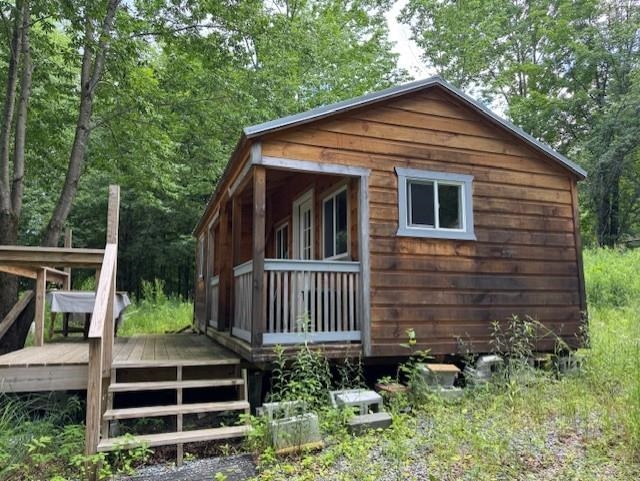 1375 North Hill Road Property Photo 1
