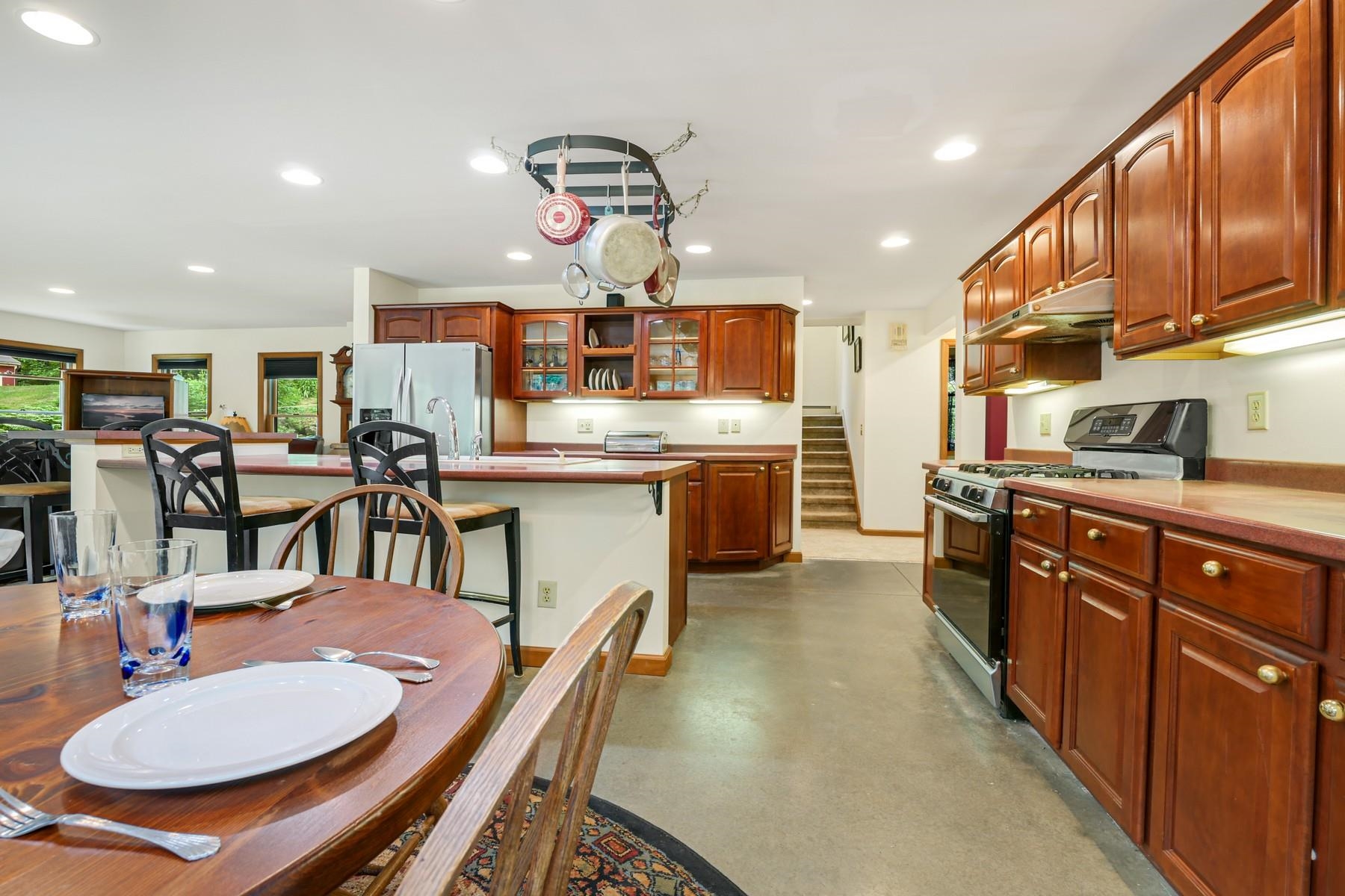 832 Us Route 100n Property Photo 24