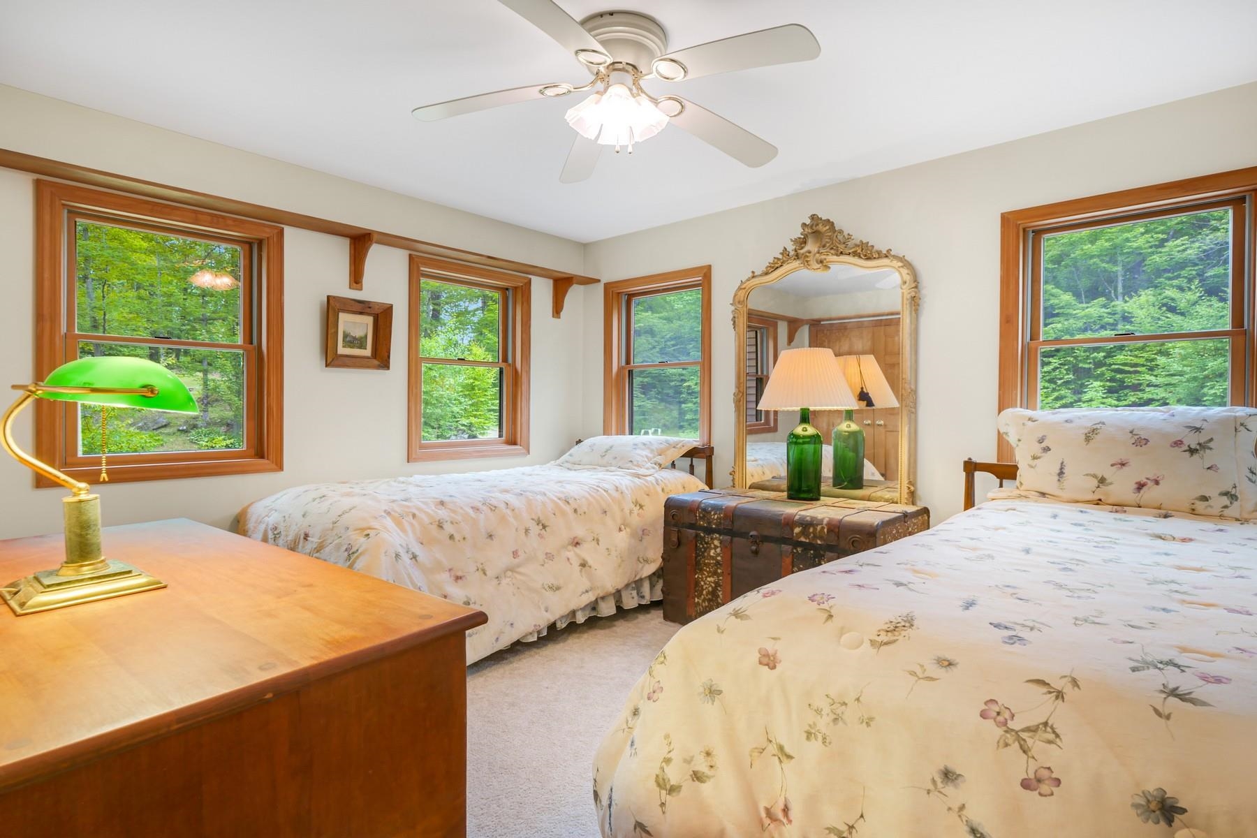 832 Us Route 100n Property Photo 32