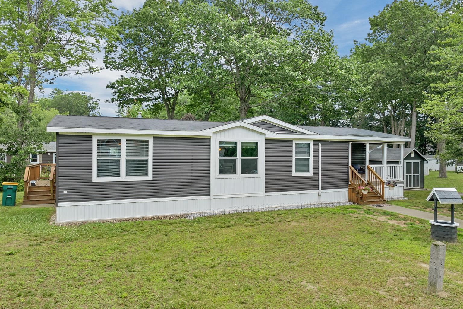 23 South Cranberry Lane Property Photo 1