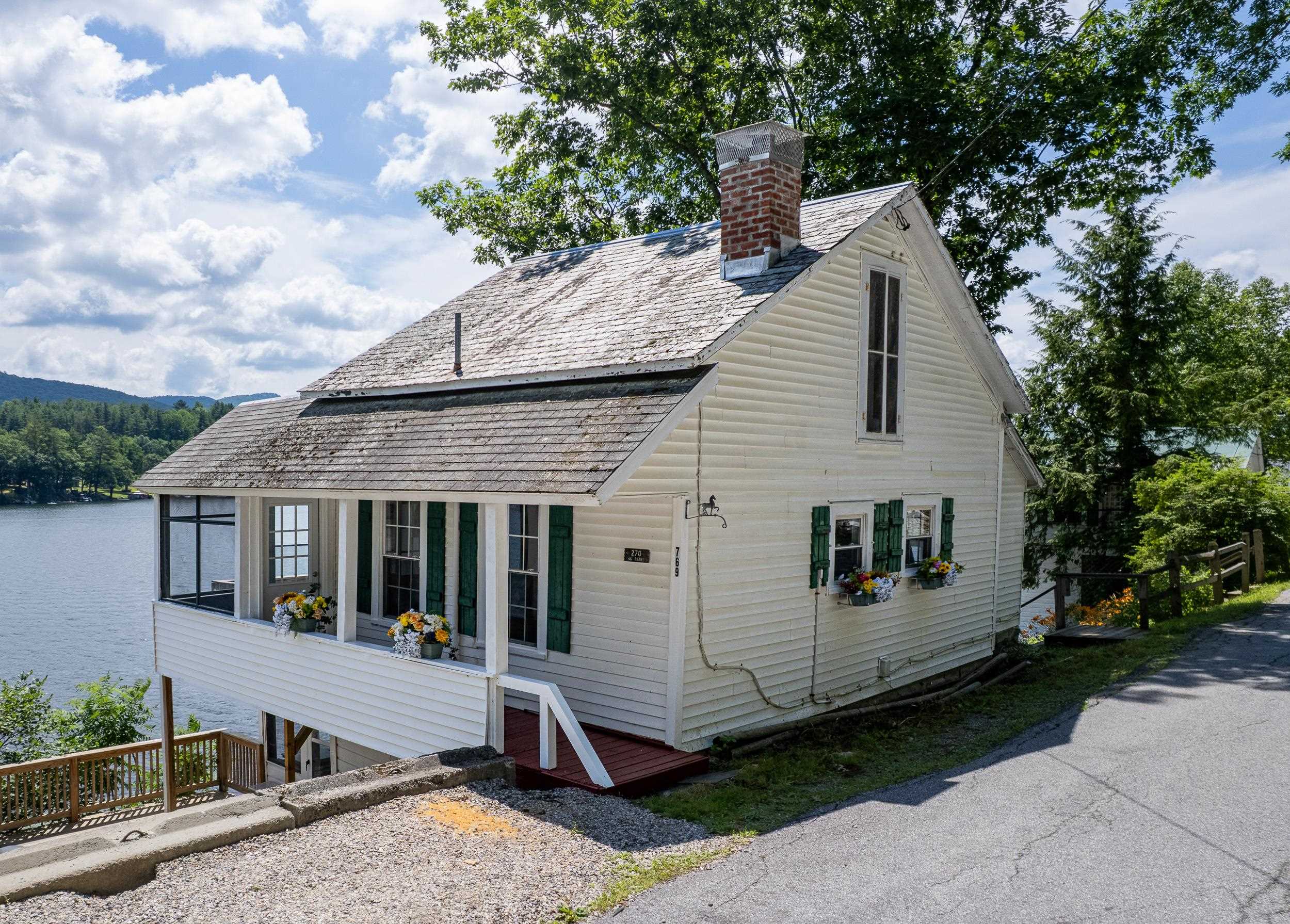 769 Ferncliff Road Property Photo 1