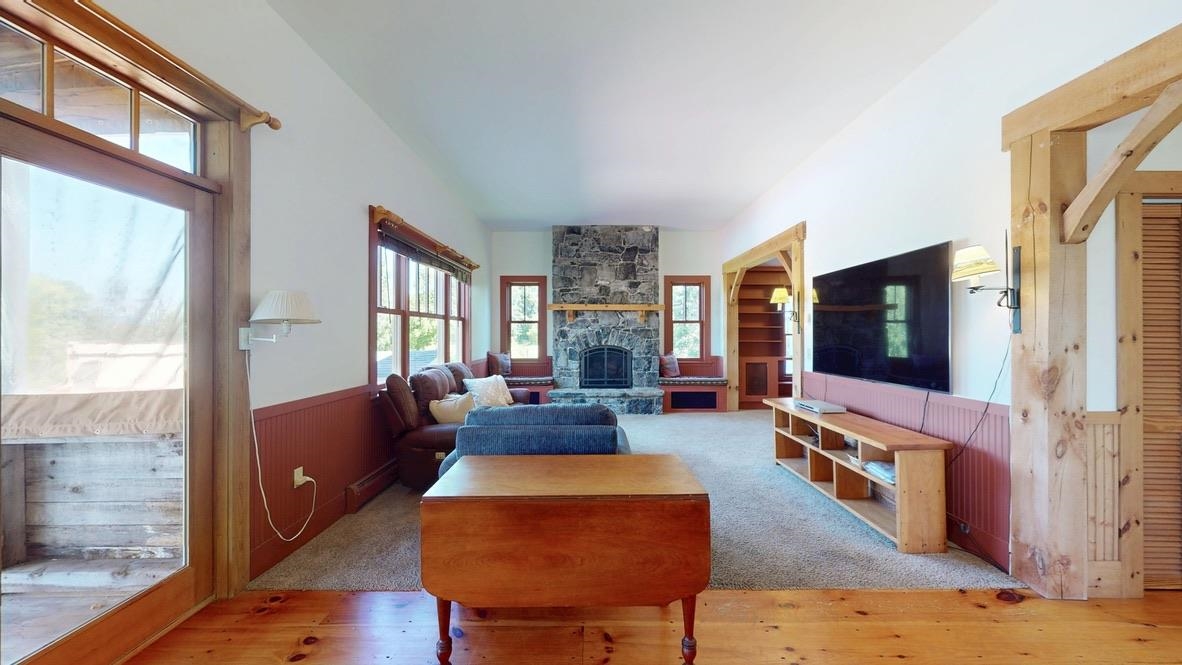 1104 Grandey Road Property Photo 34