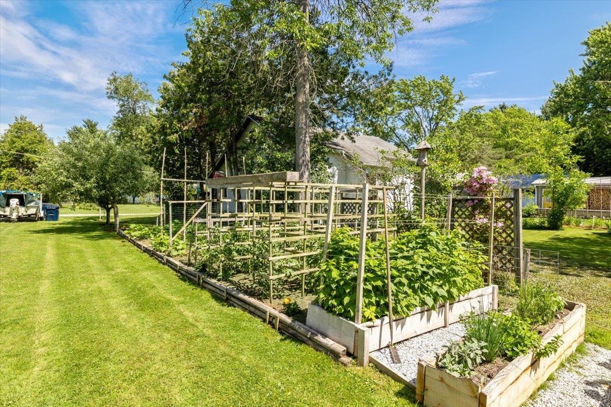59 Campano Drive Property Photo 10