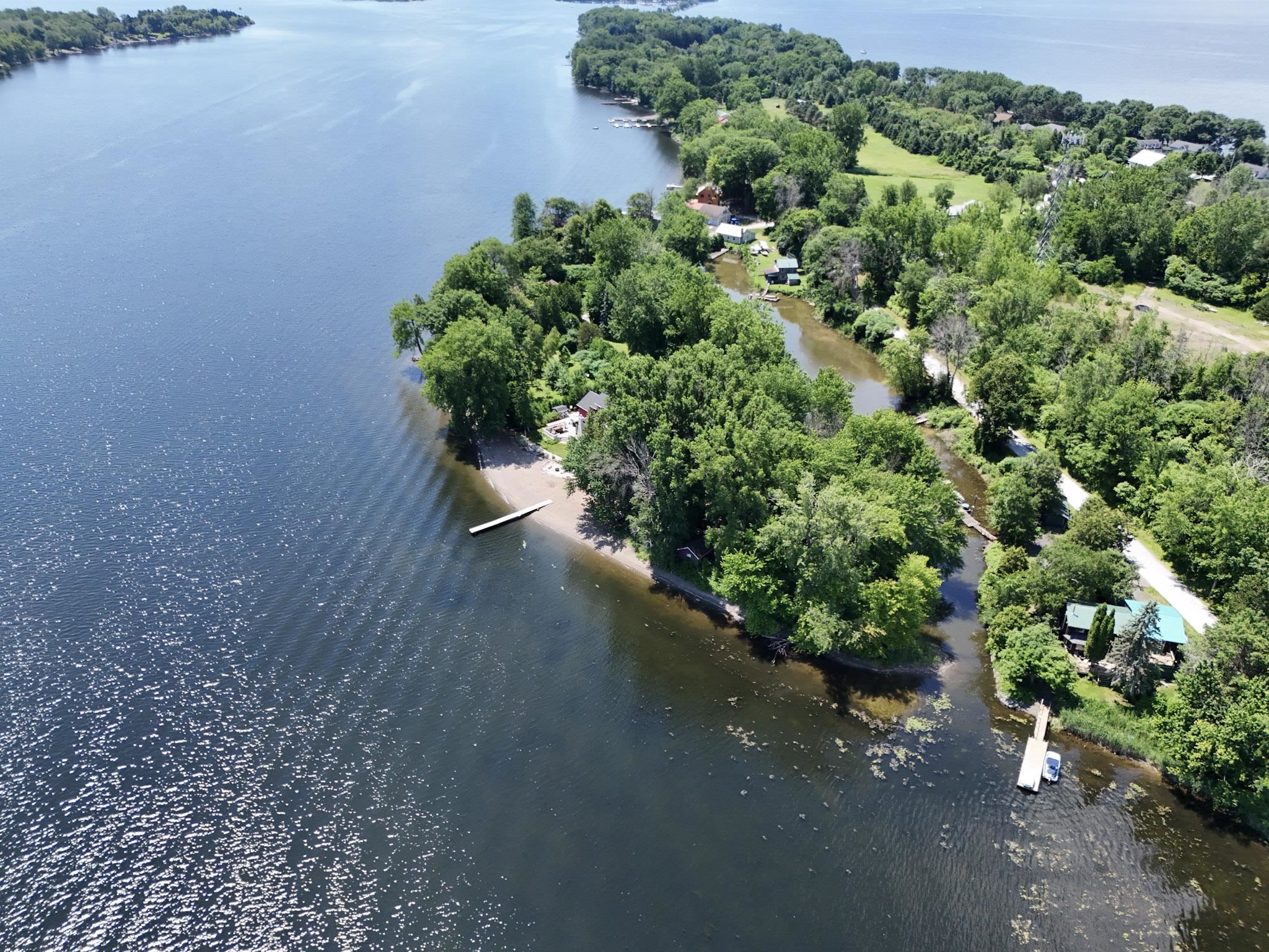 16 Macomber Point Property Photo 3