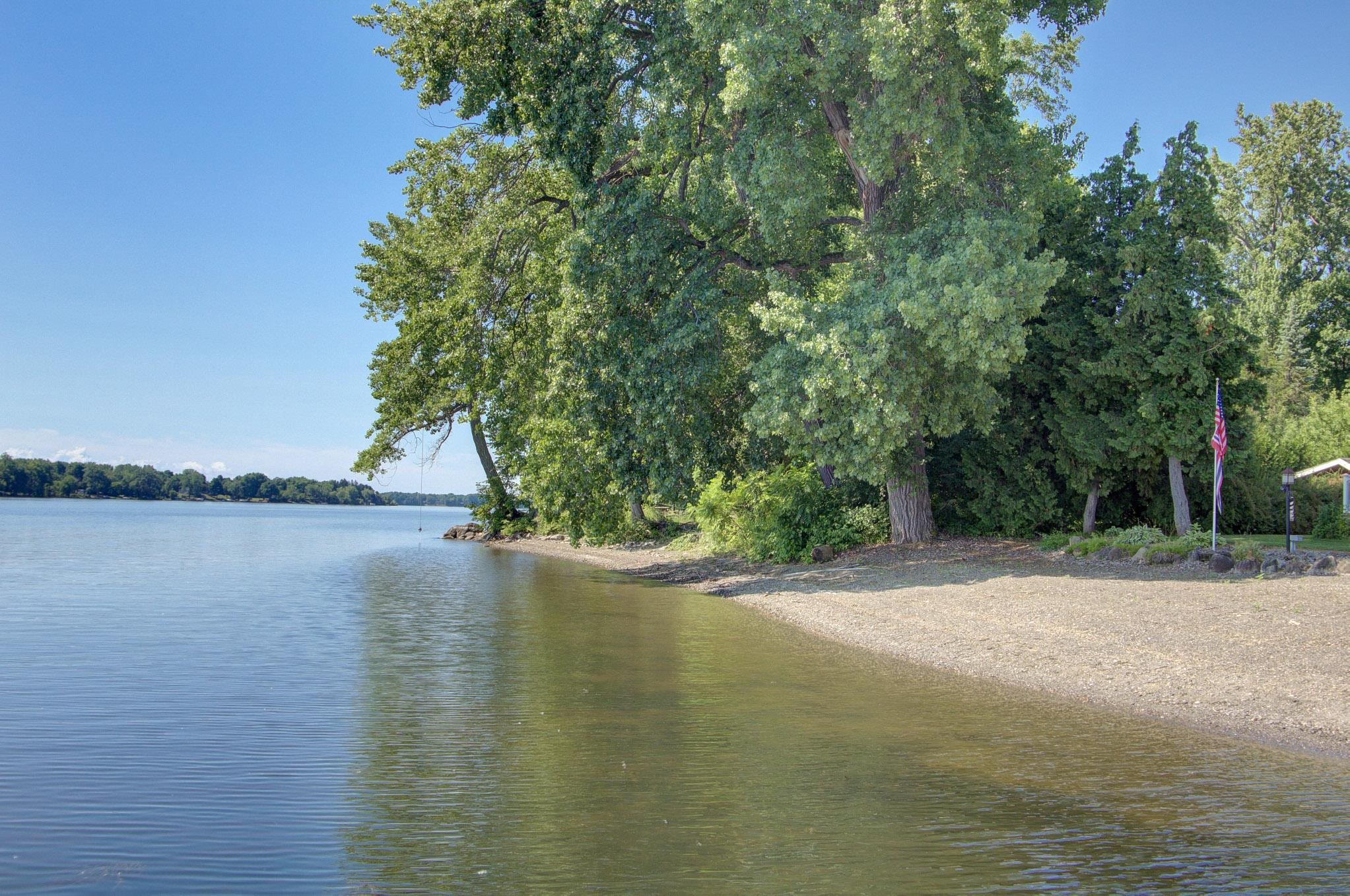 16 Macomber Point Property Photo 12