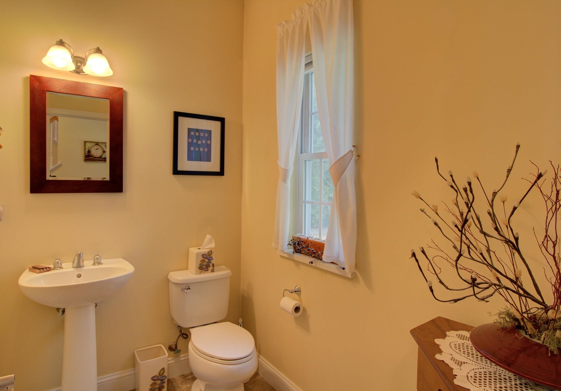 16 Macomber Point Property Photo 26