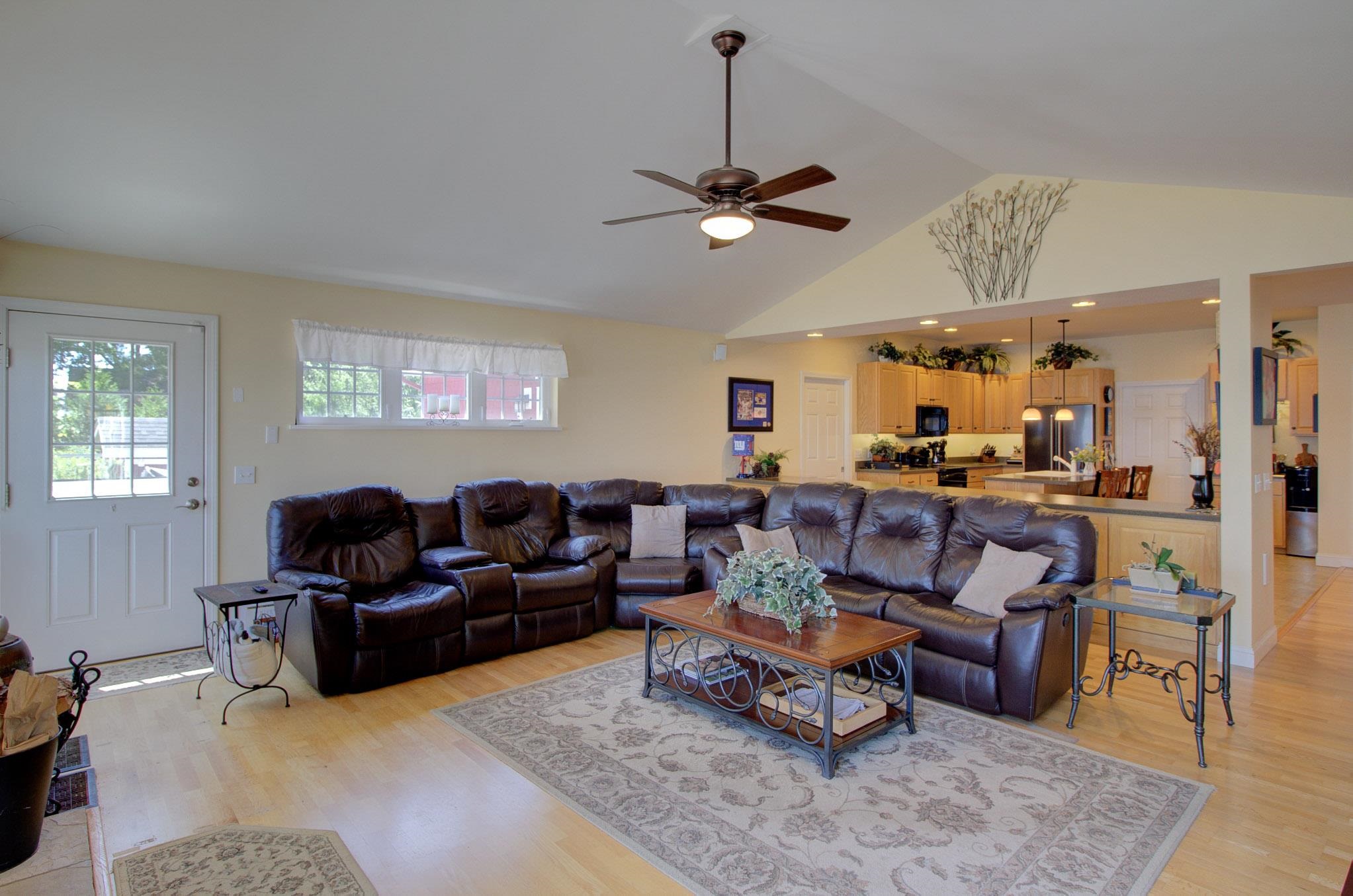 16 Macomber Point Property Photo 31