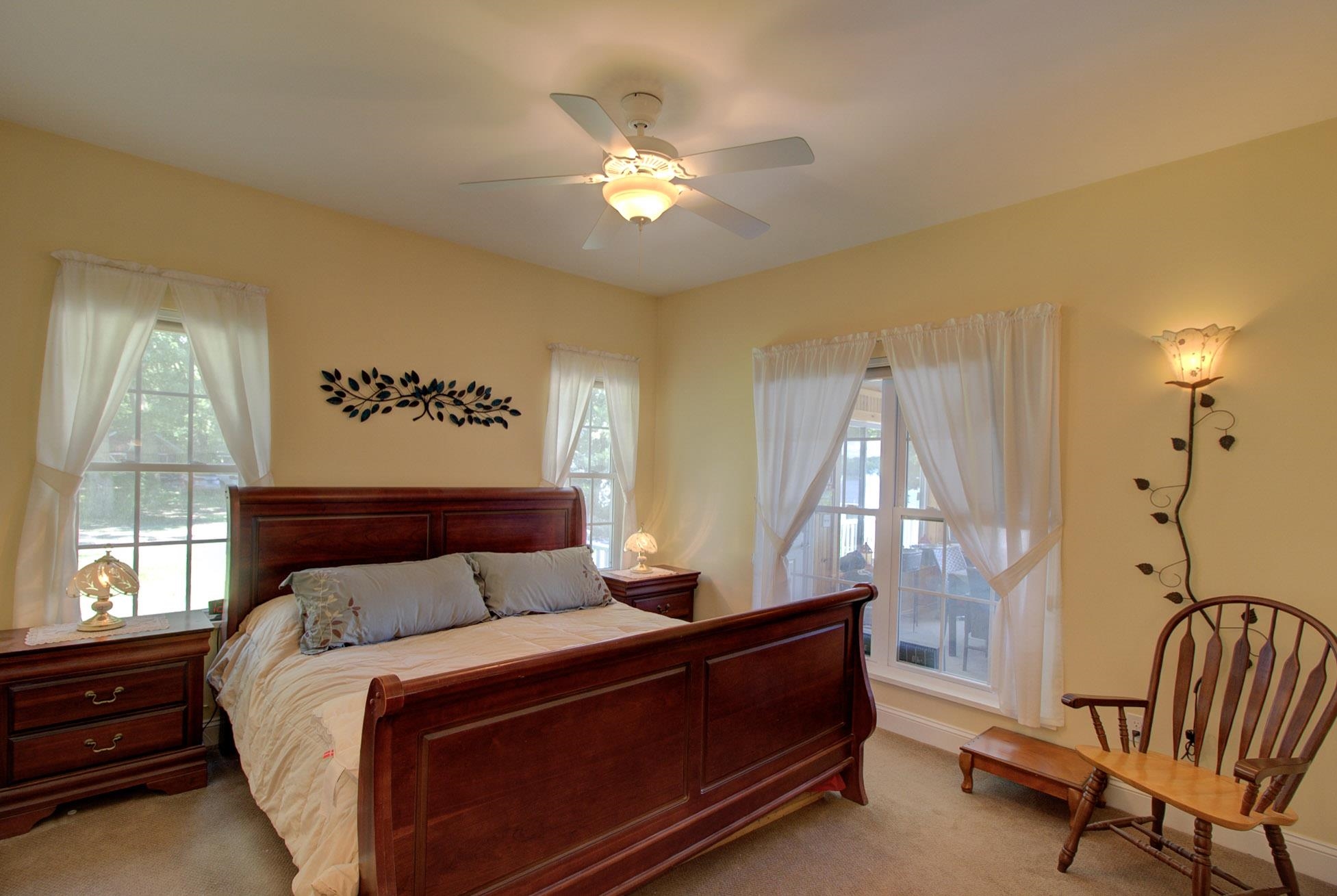 16 Macomber Point Property Photo 32