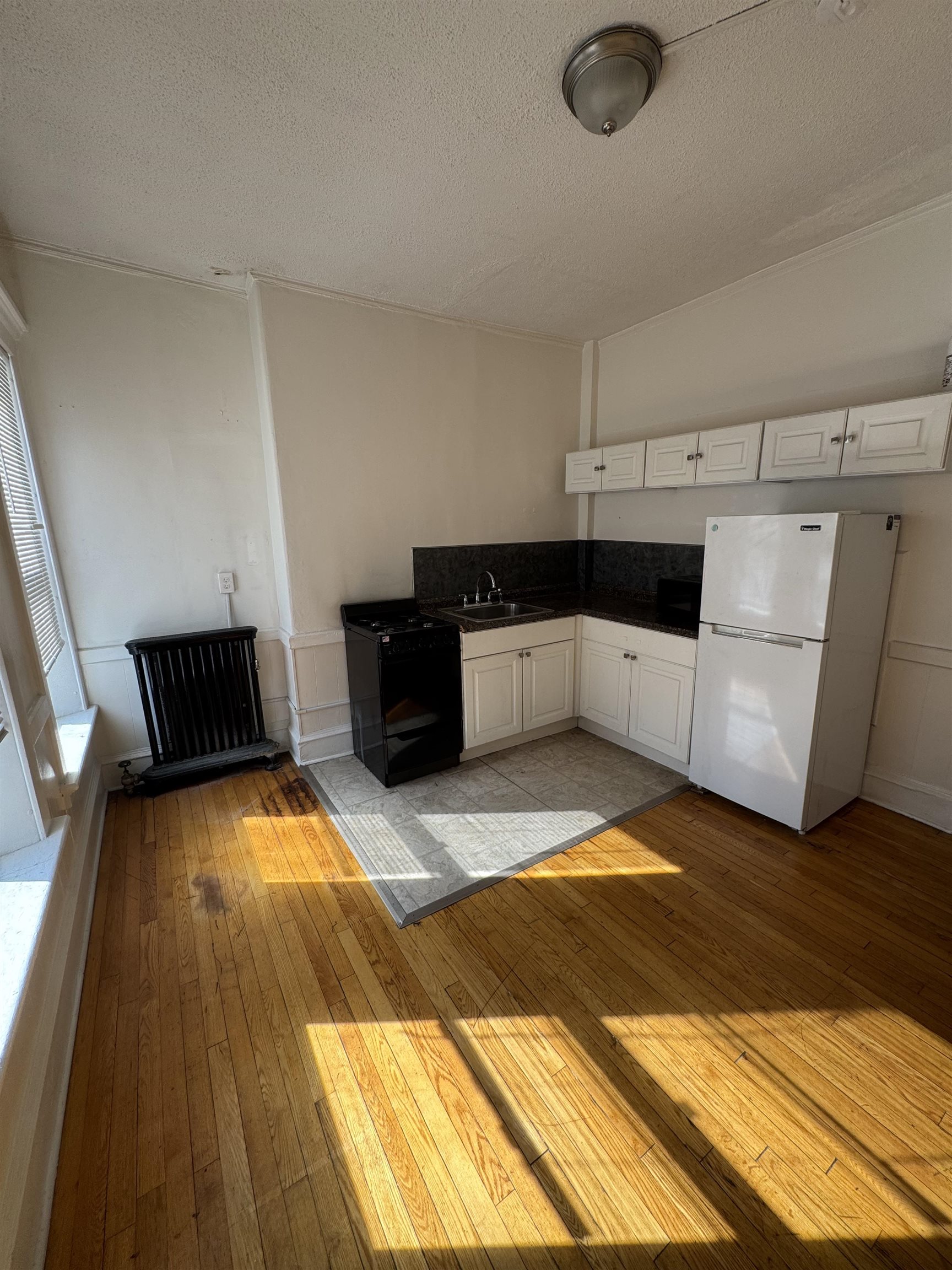 11 Court Street Property Photo 1