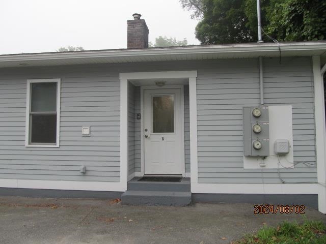 576 Main Street Property Photo 1