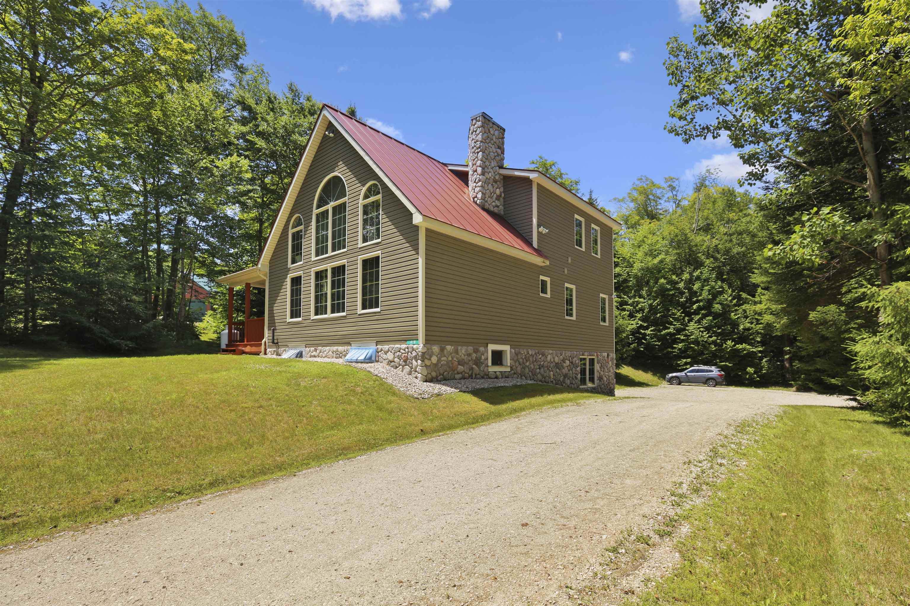418 Killington Road Property Photo 1