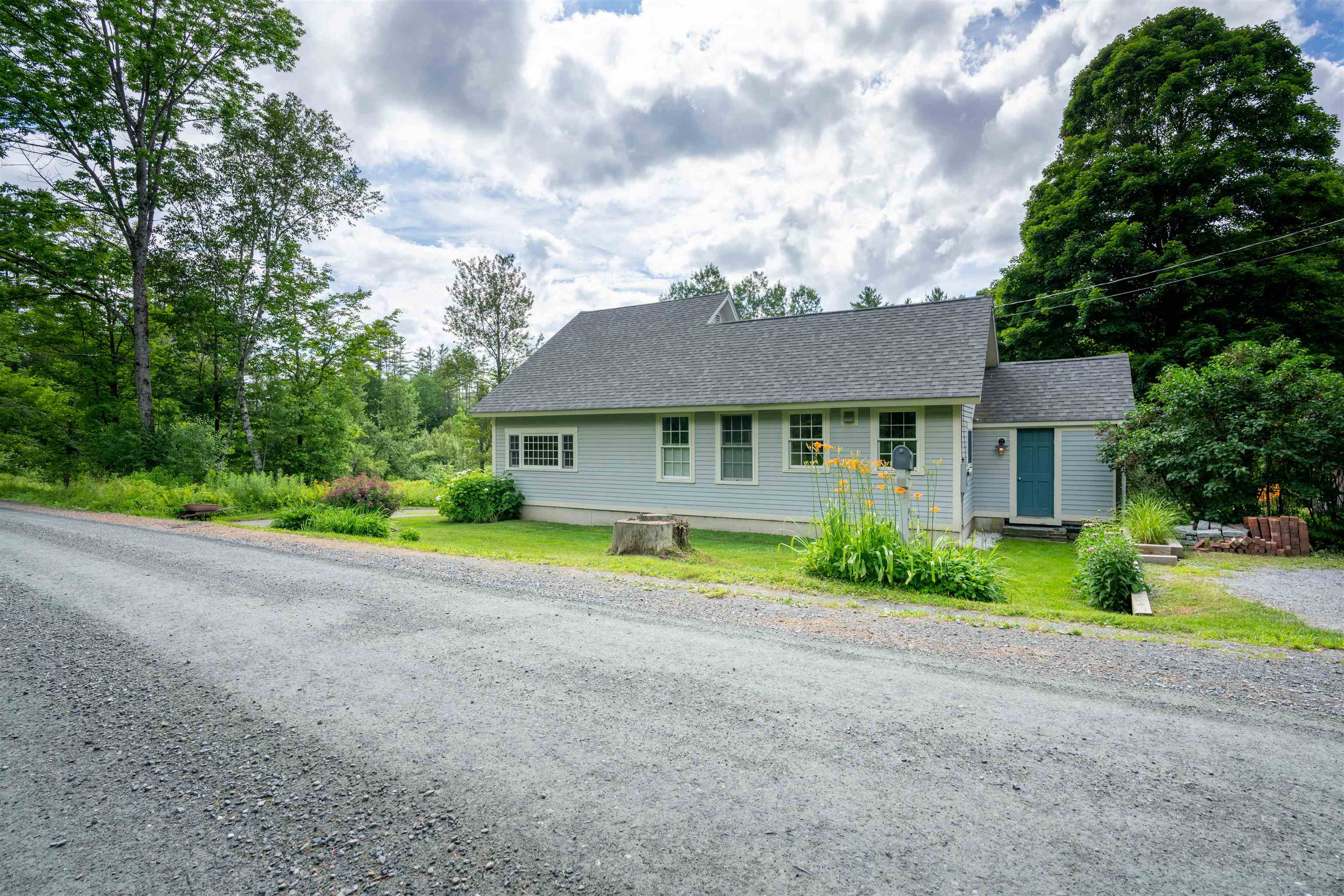 102 Turnpike Road Property Photo 1