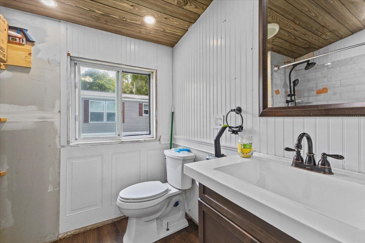 2109 North Road Property Photo 13