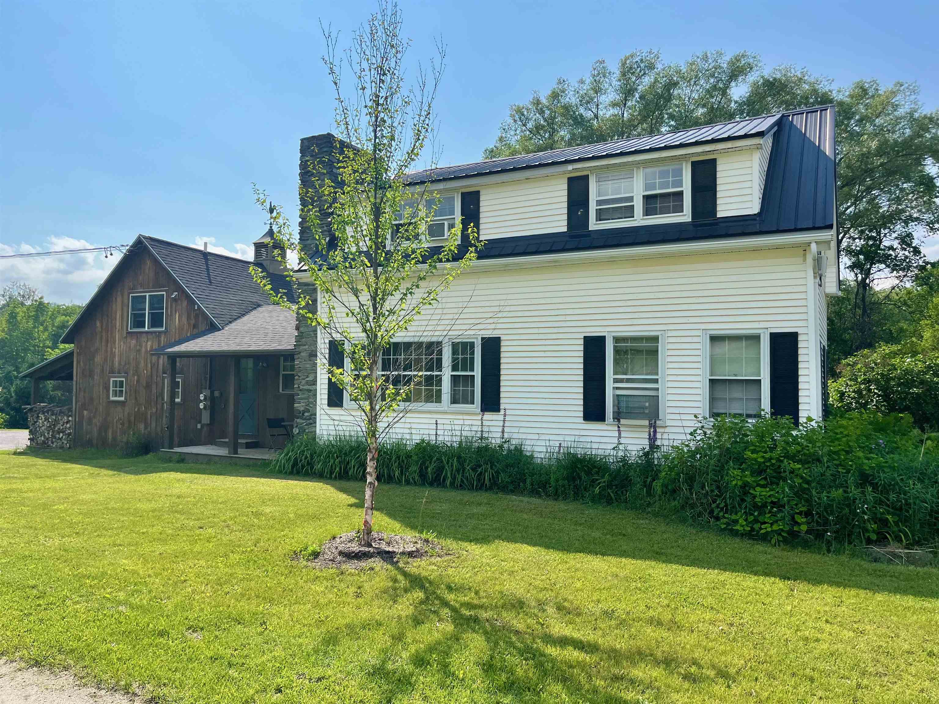 1970 Stowe Hollow Road Property Photo 4