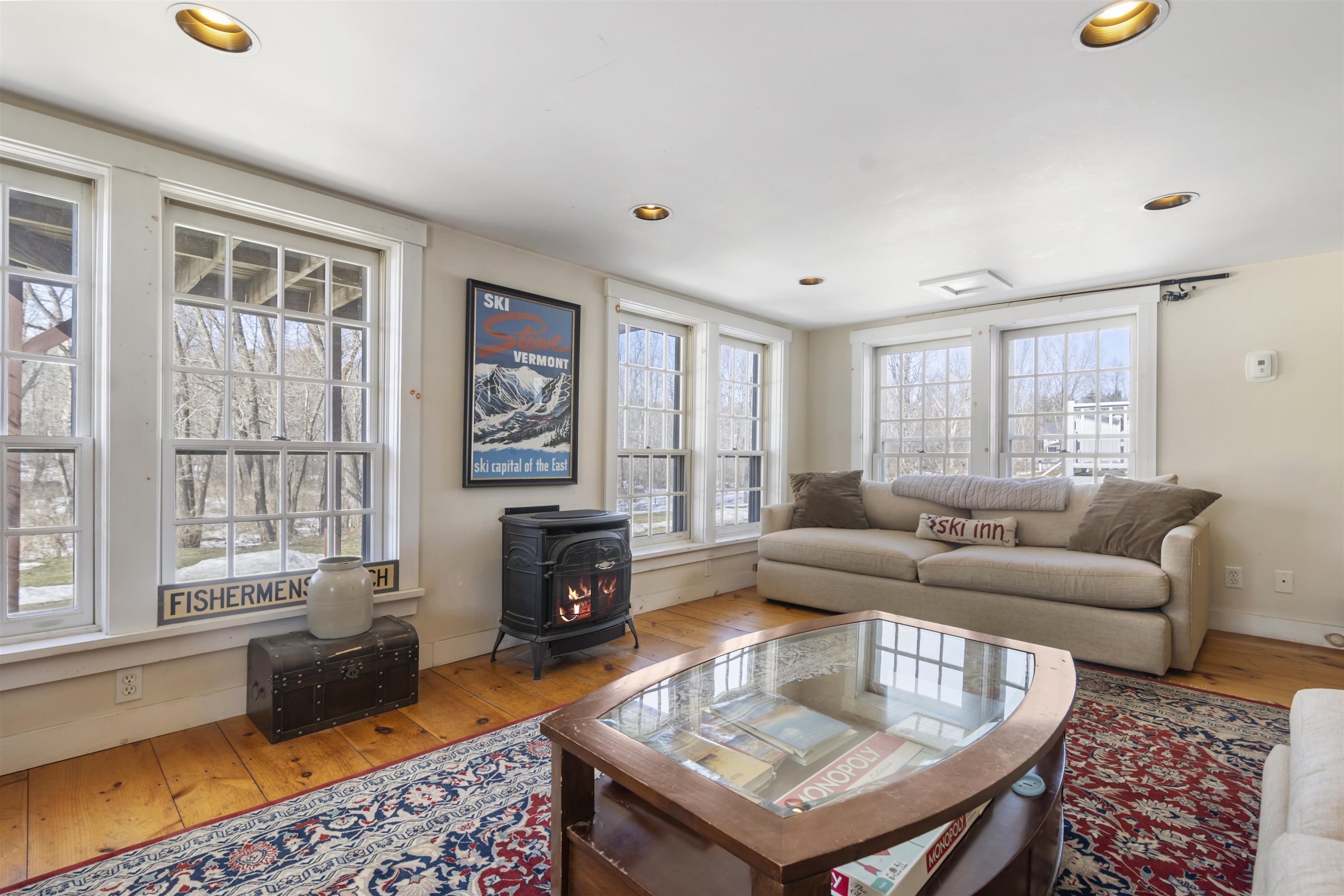 1970 Stowe Hollow Road Property Photo 11