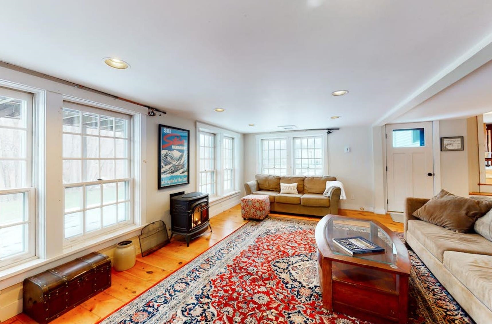 1970 Stowe Hollow Road Property Photo 12