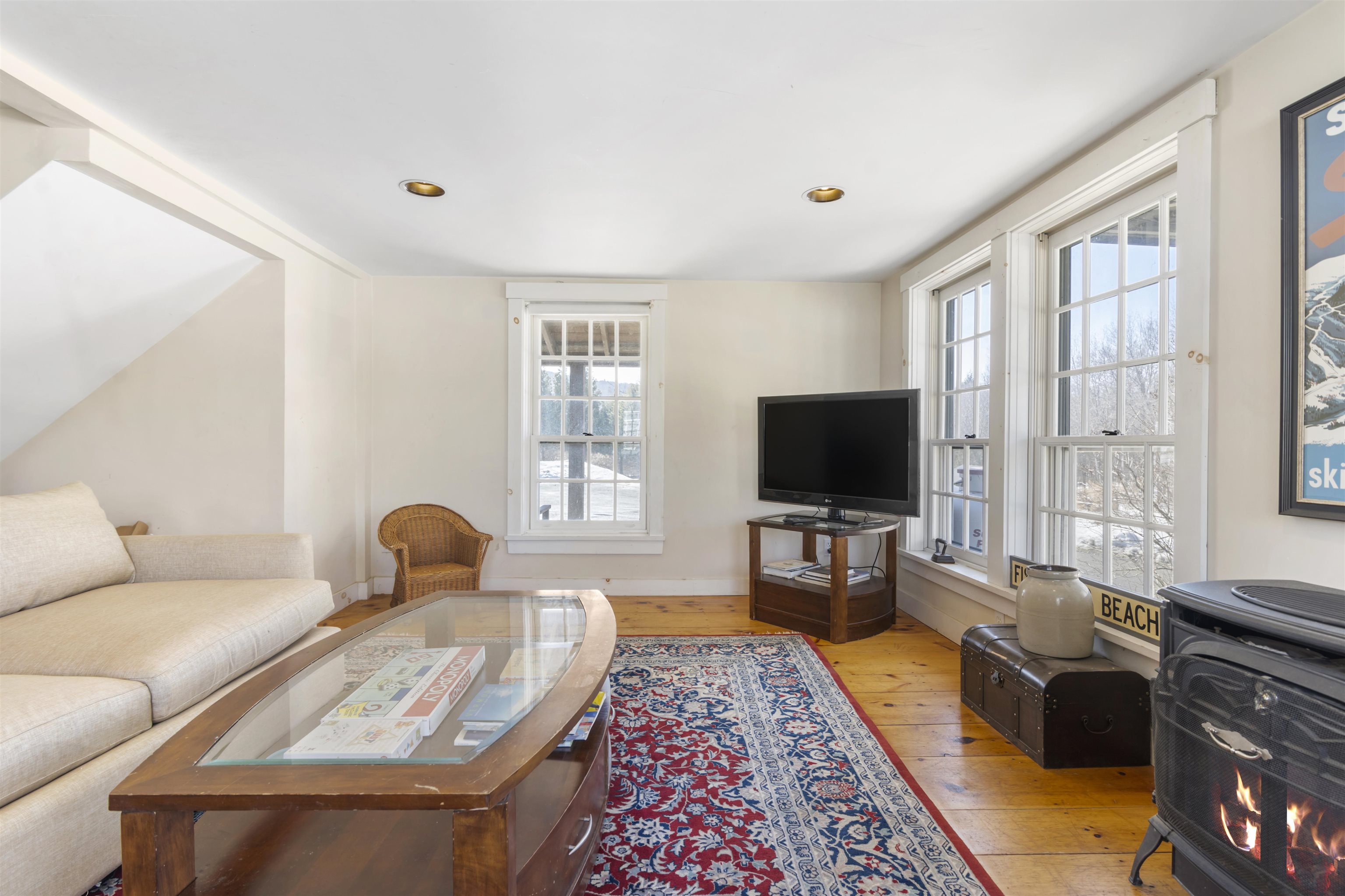 1970 Stowe Hollow Road Property Photo 14