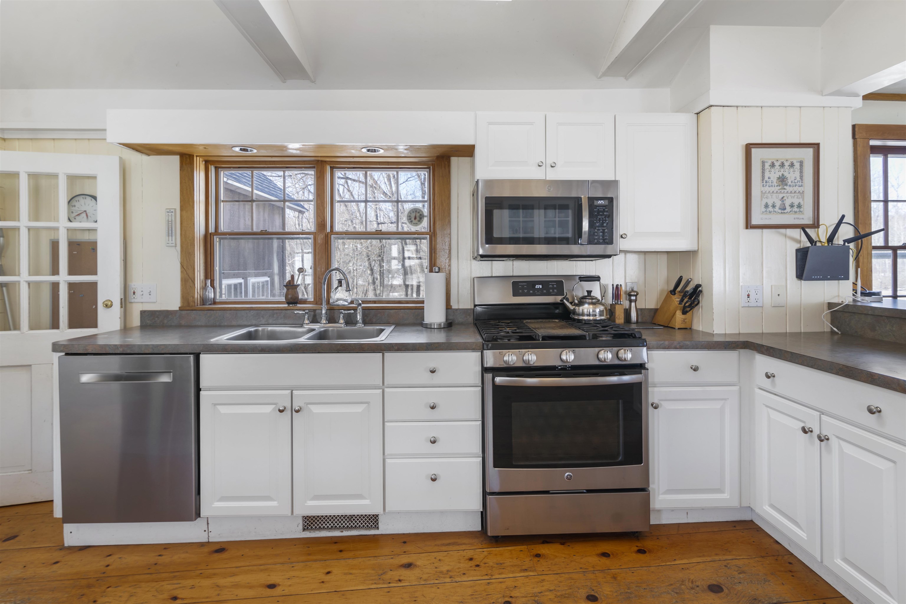 1970 Stowe Hollow Road Property Photo 17