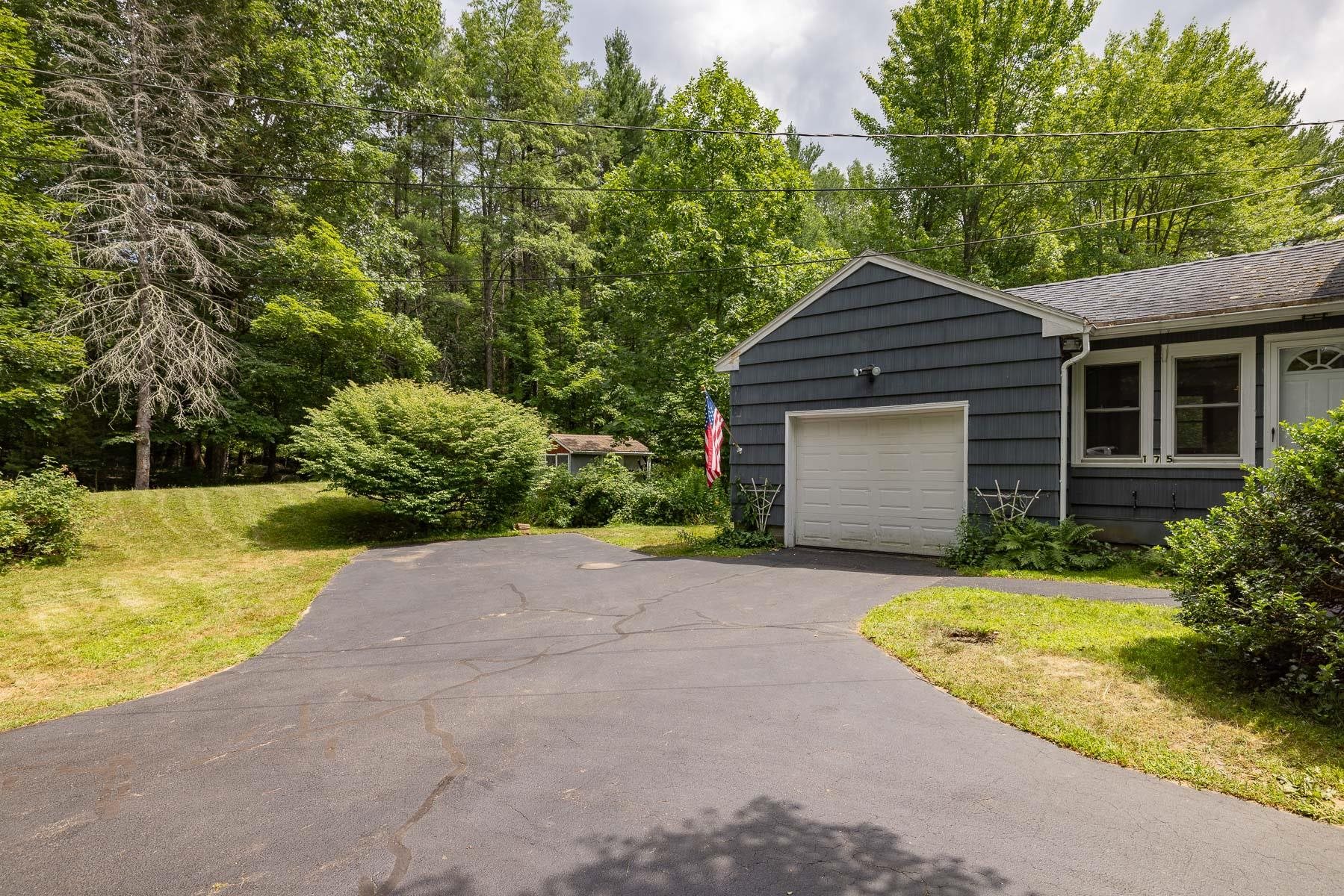 175 Piscassic Road Property Photo 4