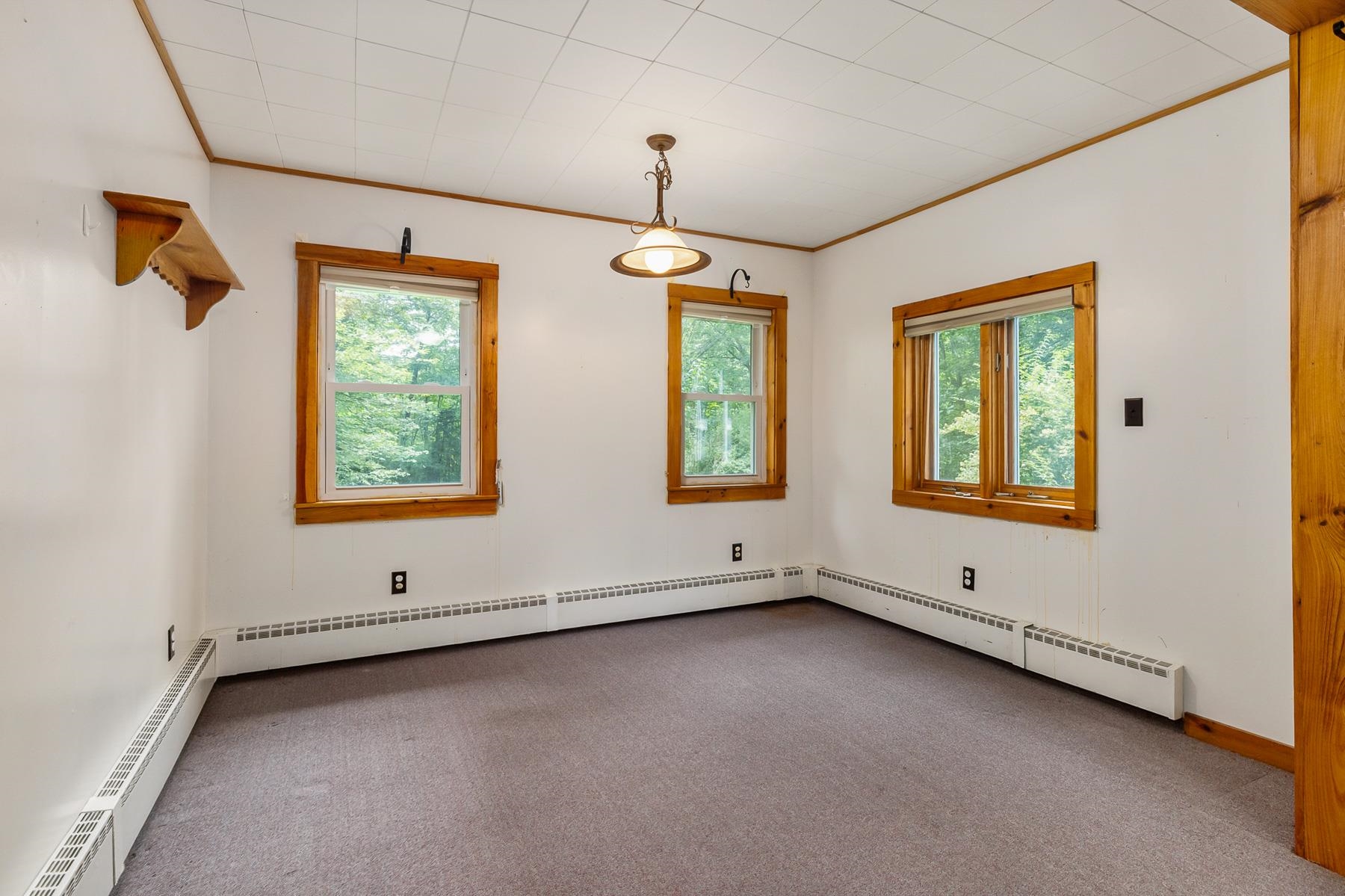 175 Piscassic Road Property Photo 6