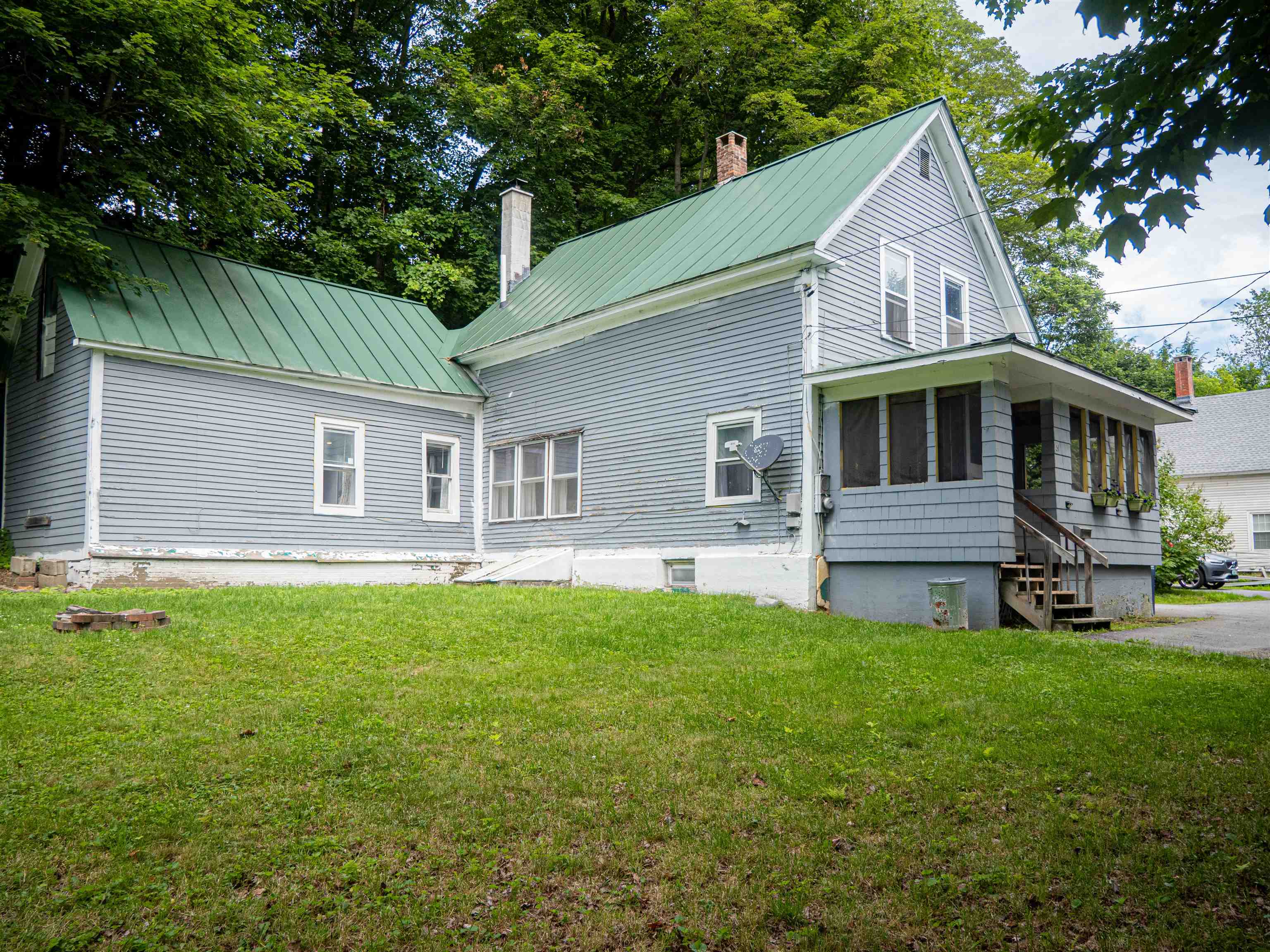 31 Maple Street