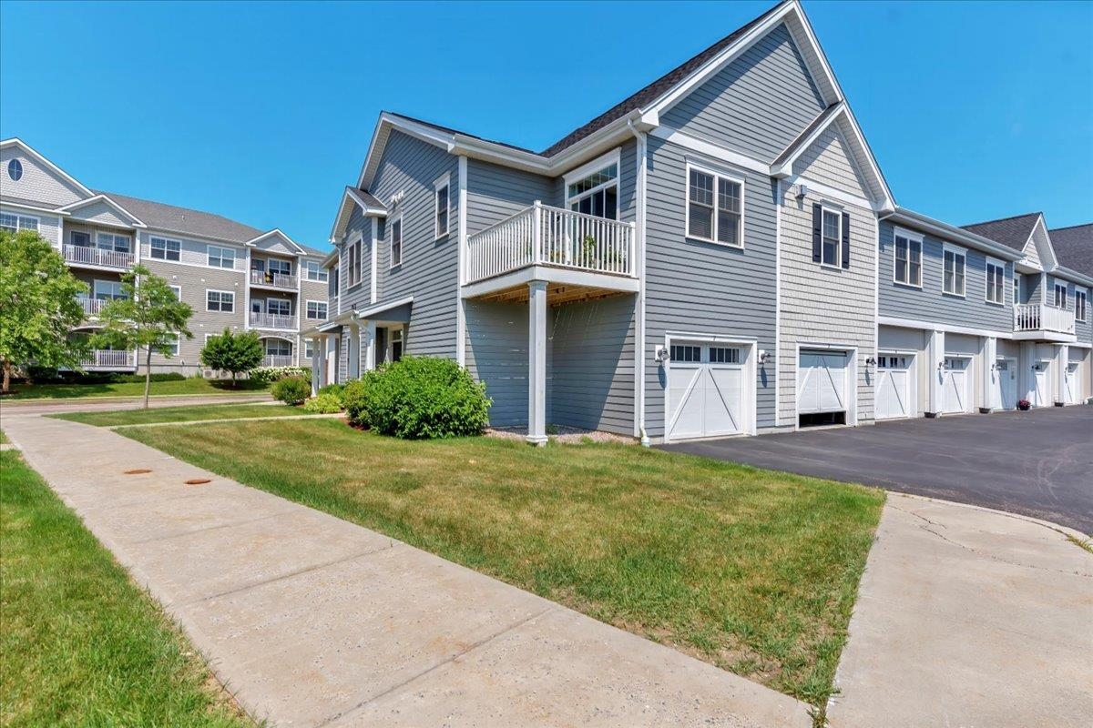 81 Holland Lane Property Photo 1