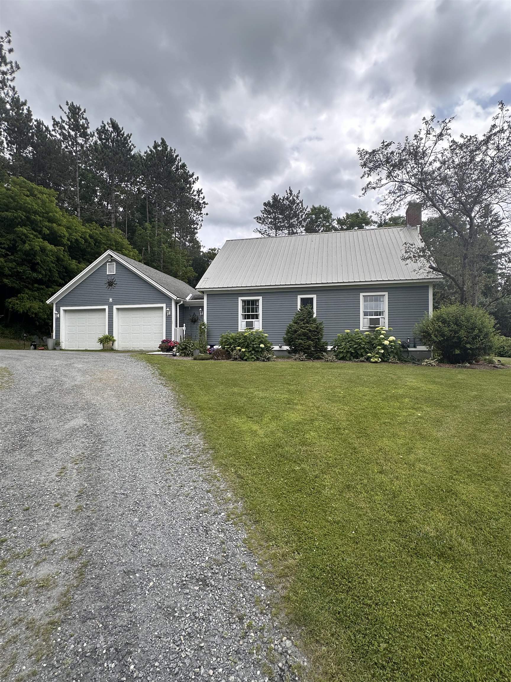 2114 Lilly Hill Road Property Photo 5