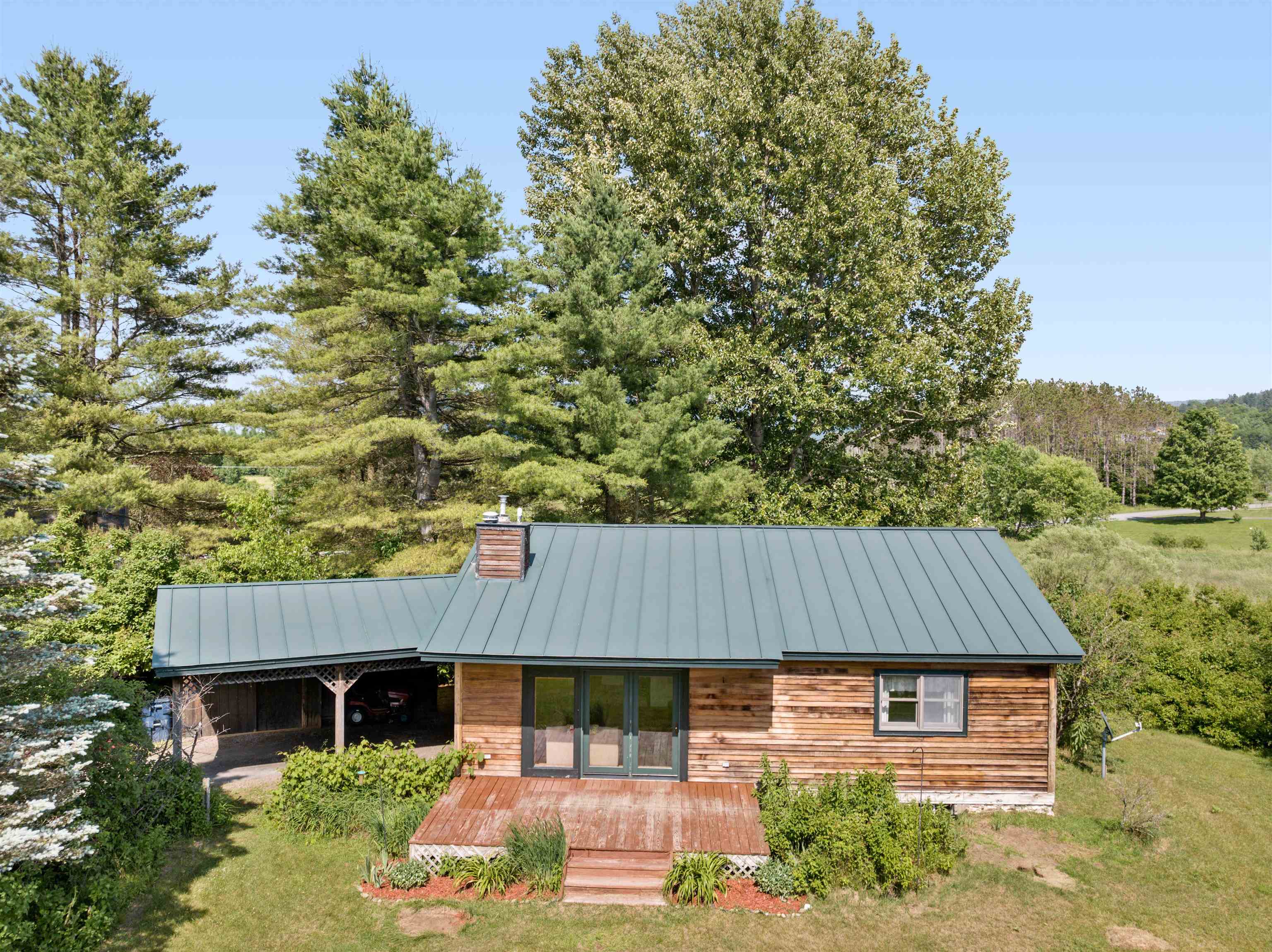 784 Stancliff Road Property Photo 1