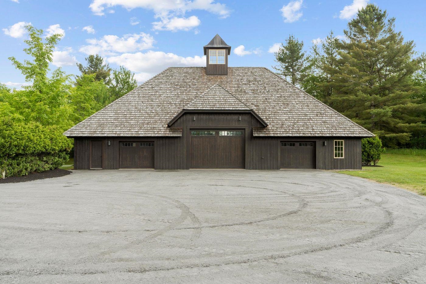 2575 Weeks Hill Road Property Photo 22