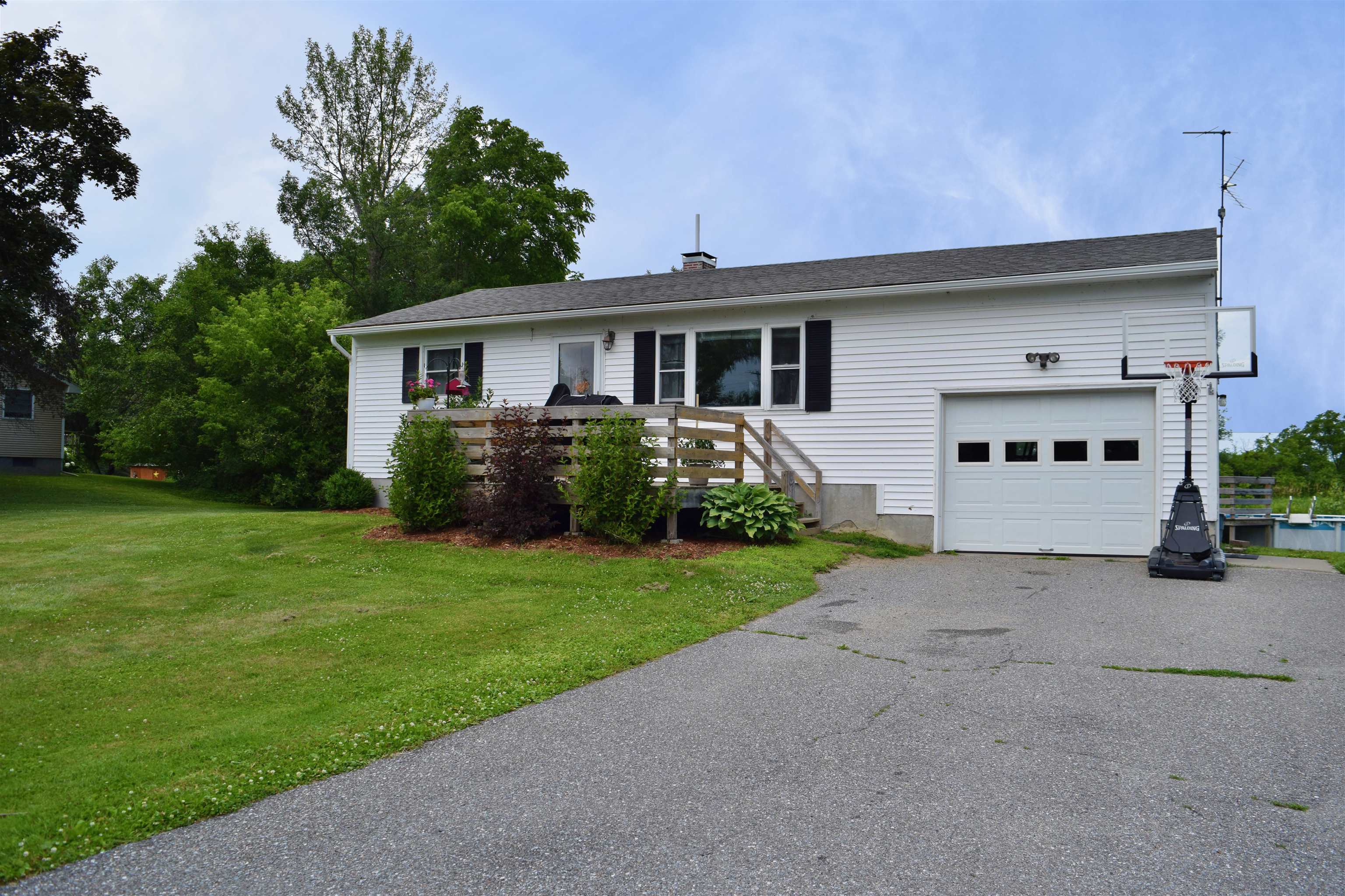 362 Us Route 2 Property Photo 1