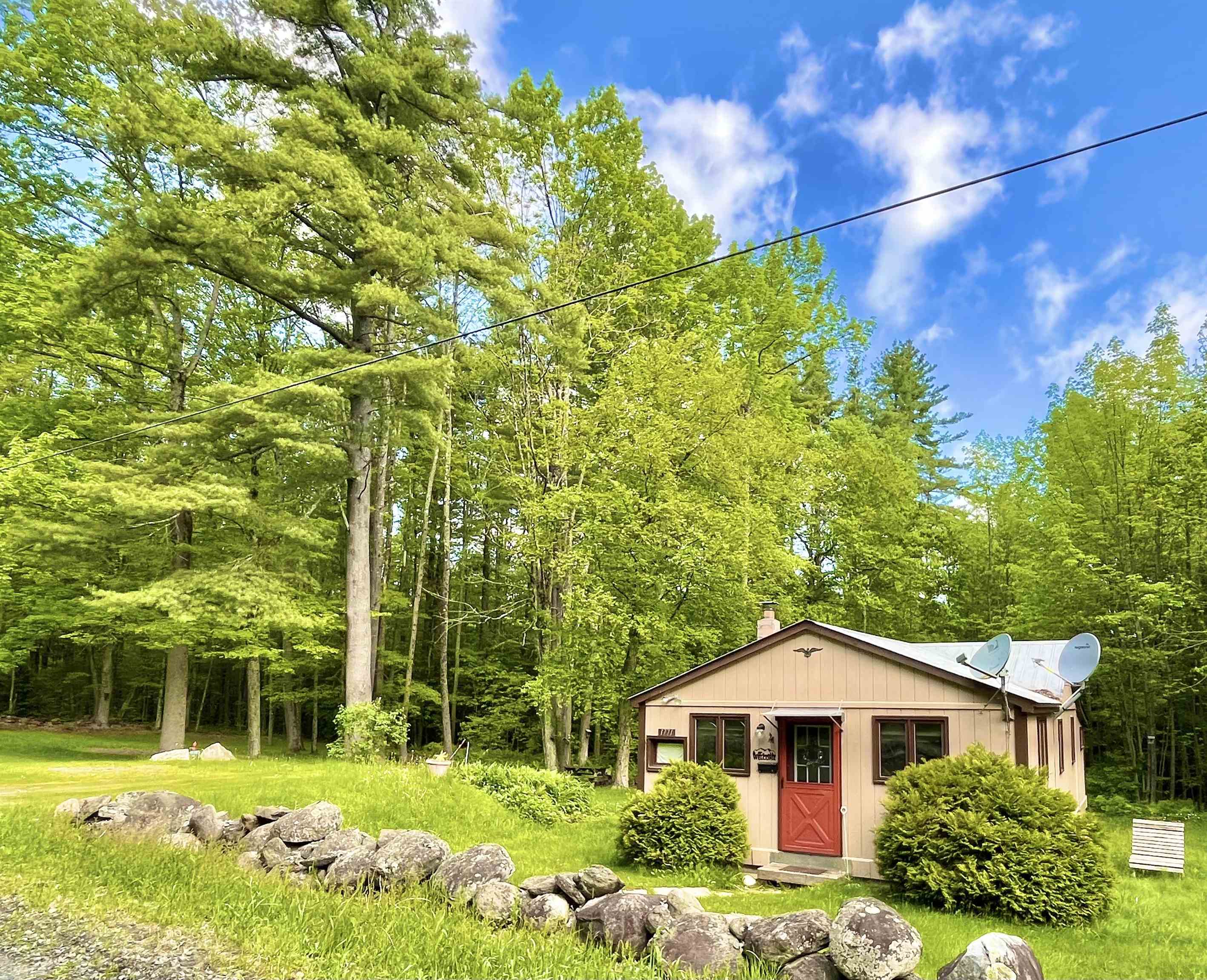 1771 Townshend Dam Road Property Photo 1