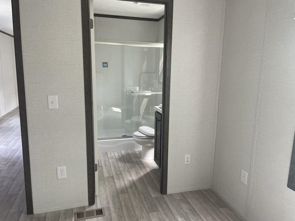 54 Bennington Drive Property Photo 8