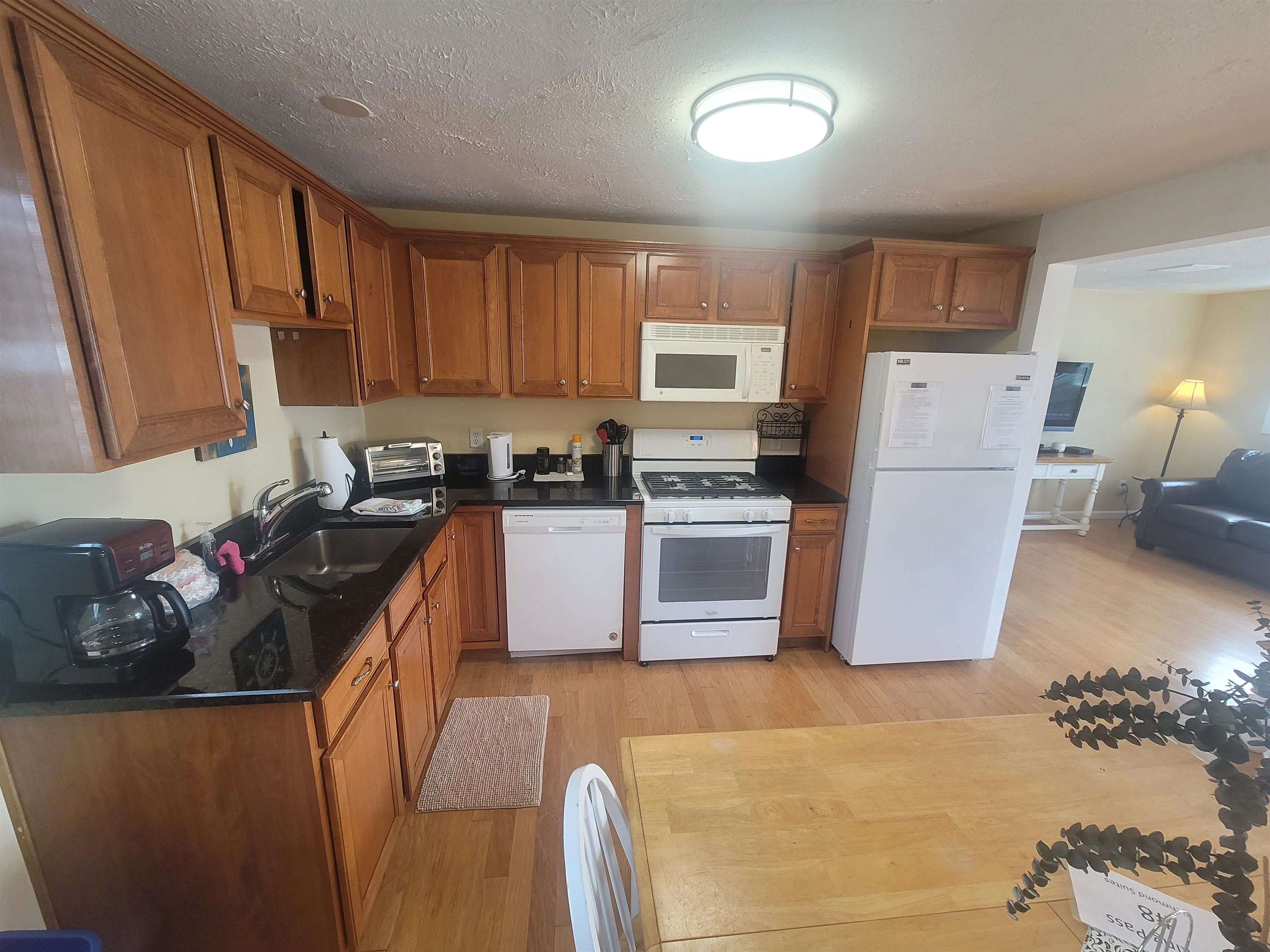 89 Ashworth Avenue Property Photo 1