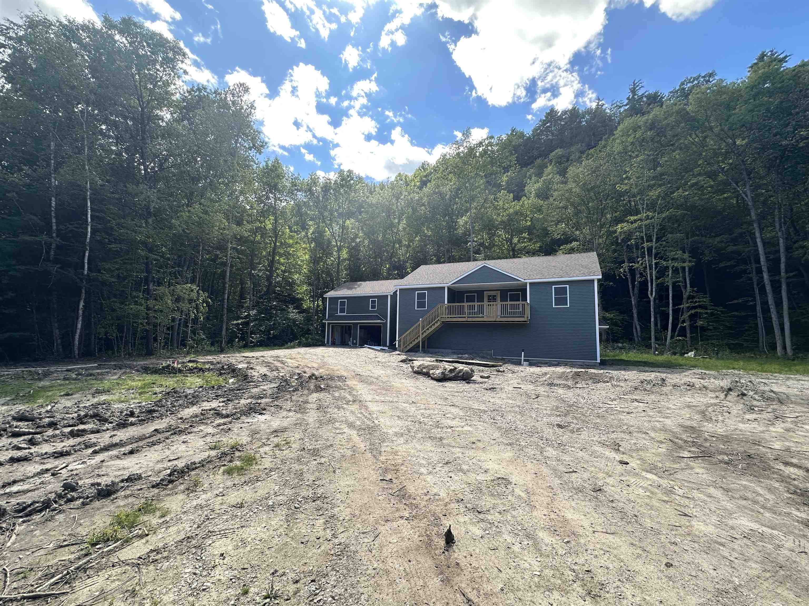 9 Rydon Acres Property Photo 2