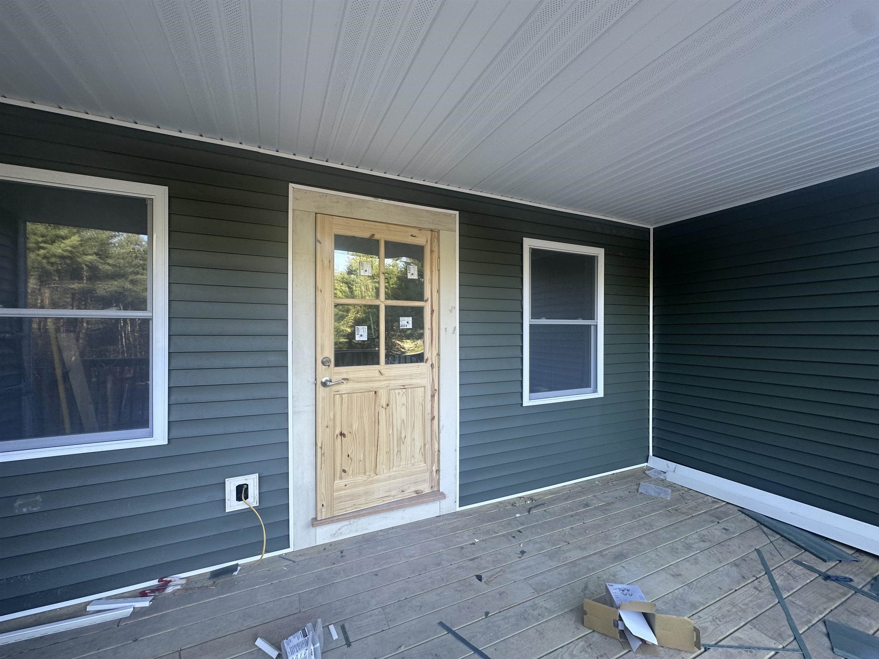 9 Rydon Acres Property Photo 3