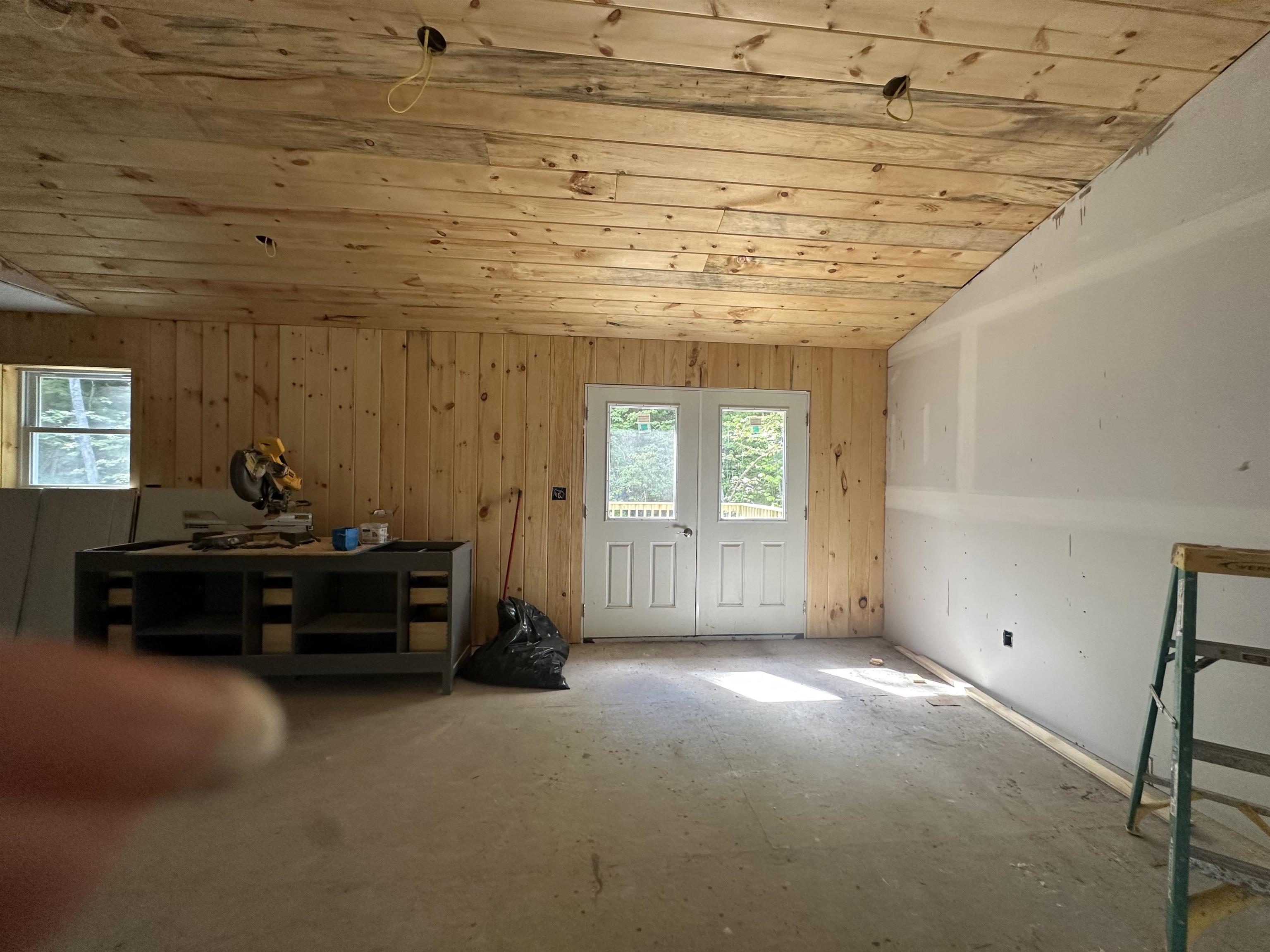 9 Rydon Acres Property Photo 22