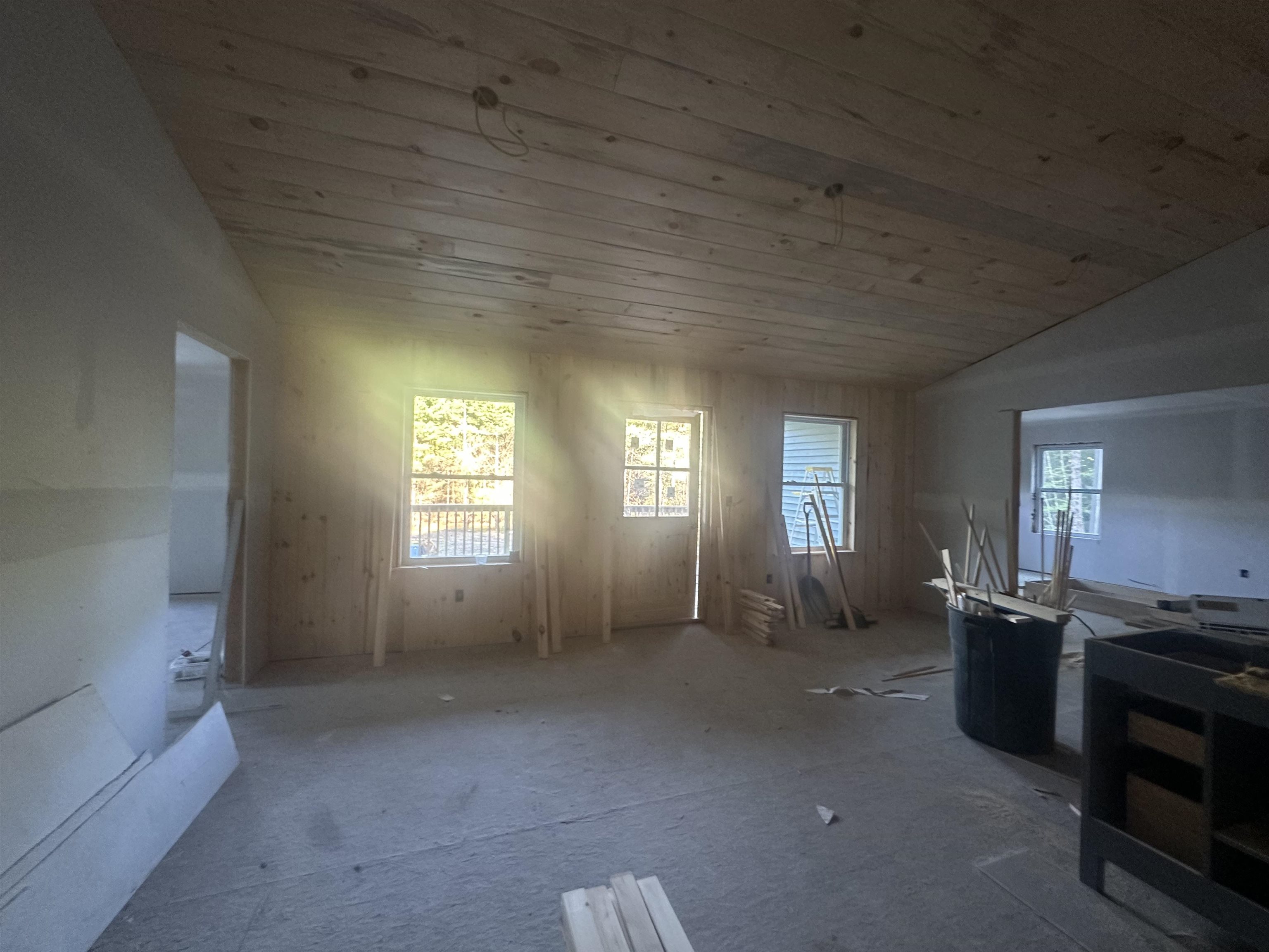 9 Rydon Acres Property Photo 25