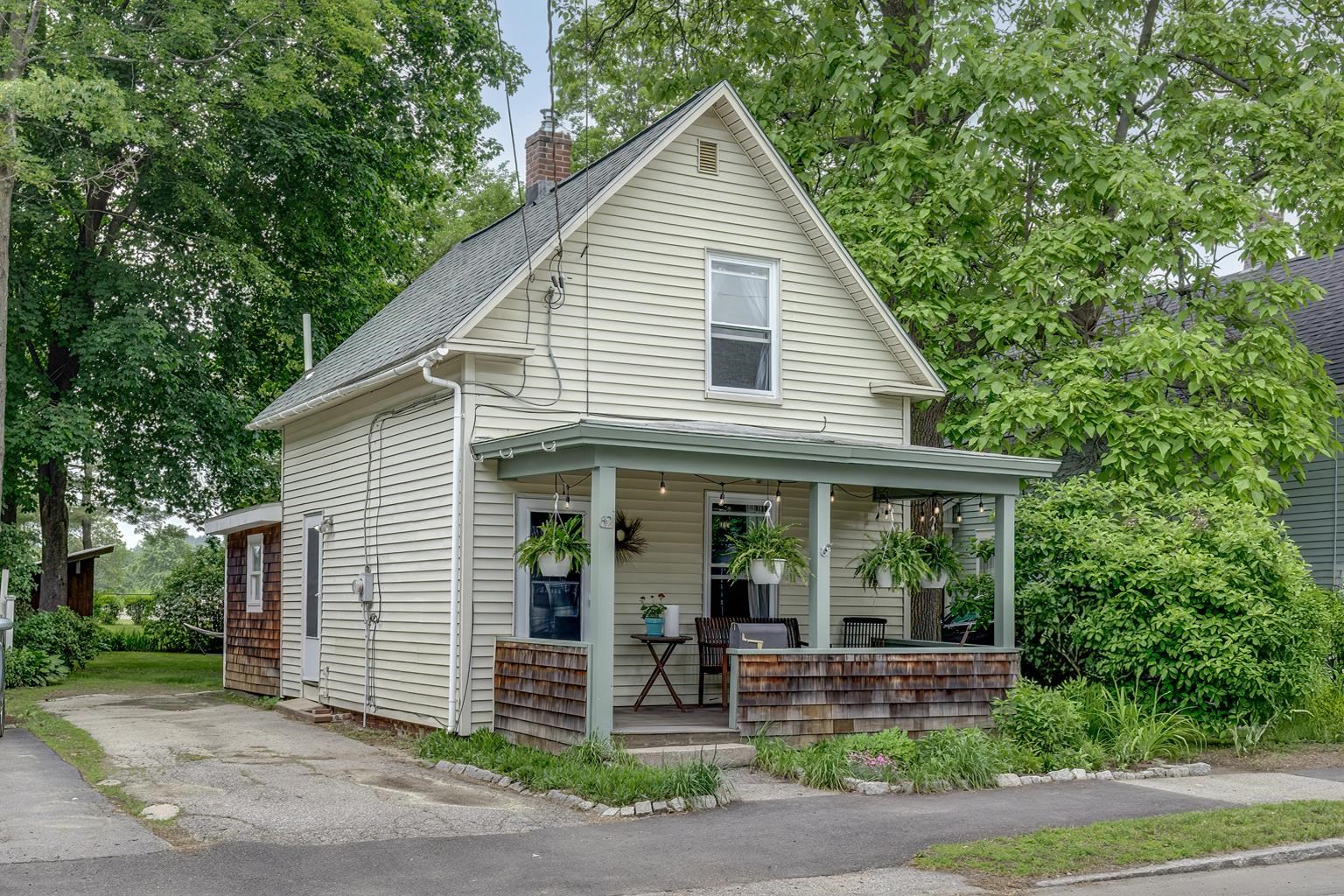 62 South Spring Street