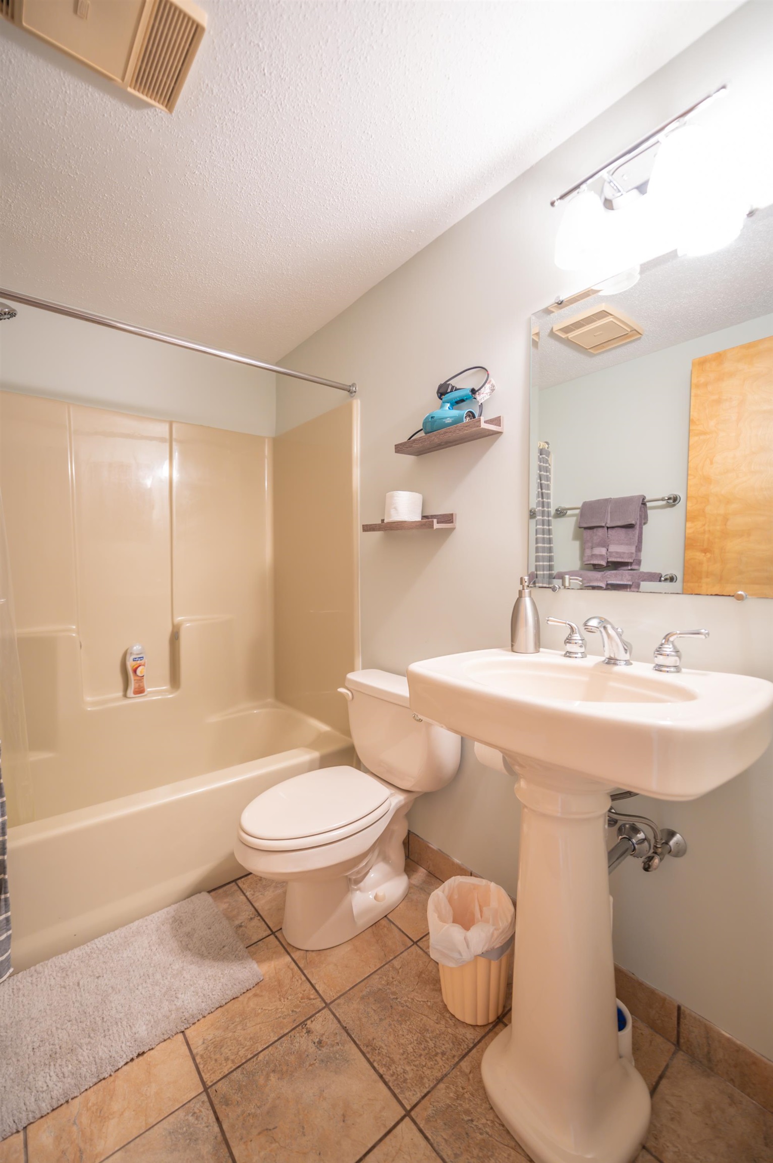 32b Snow Tree Lane Property Photo 9